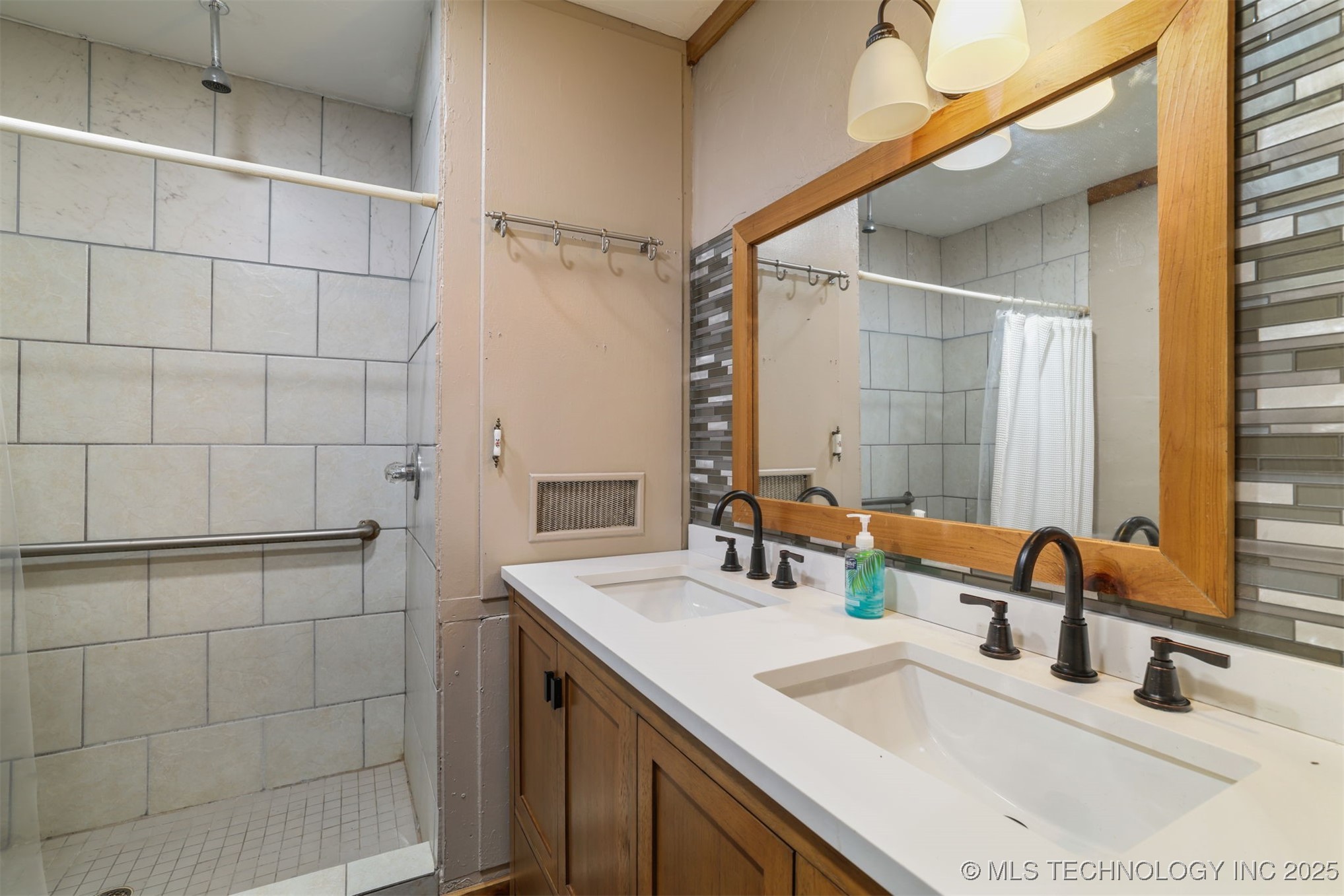 8813 Soldier Creek Road Property Photo 22