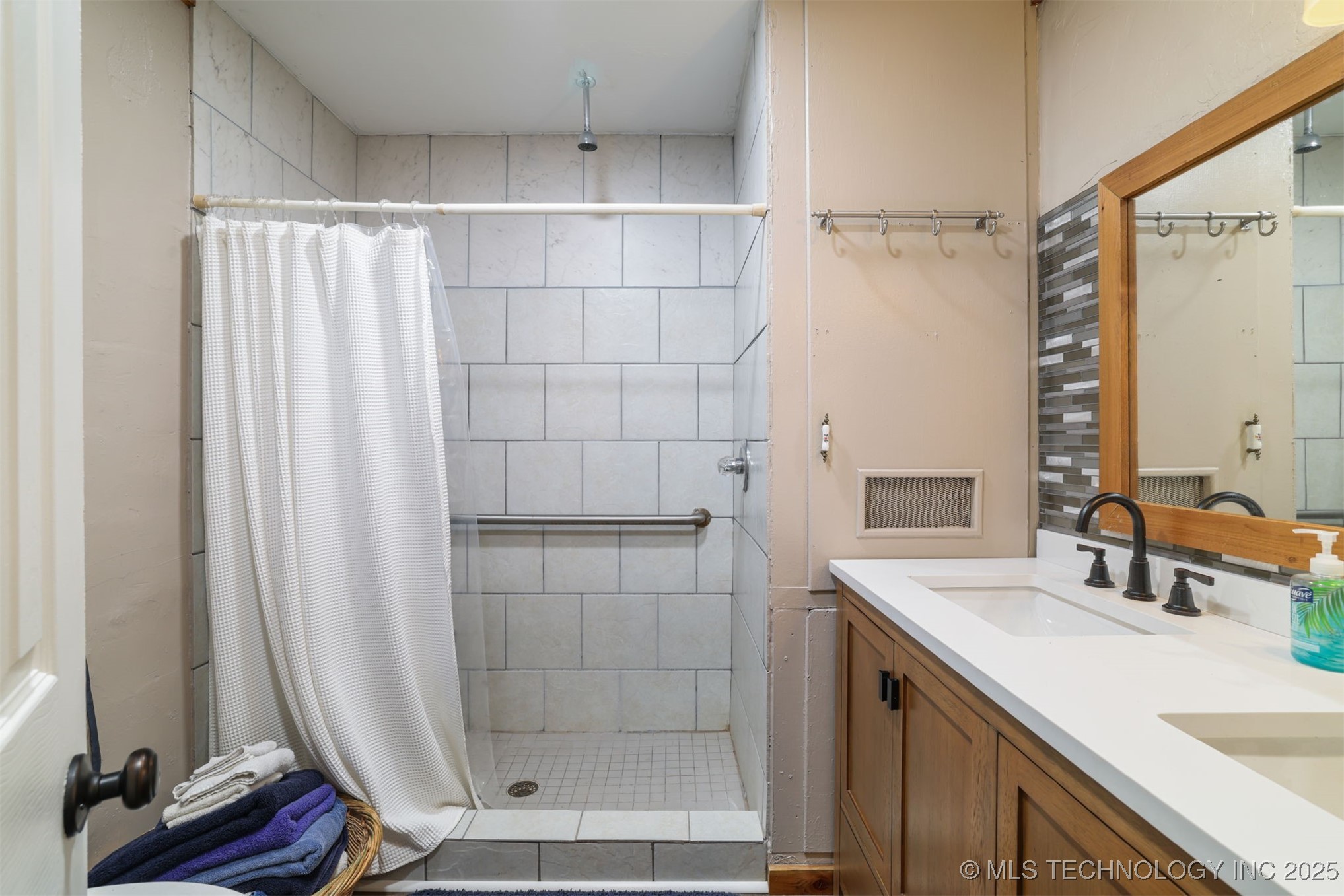 8813 Soldier Creek Road Property Photo 23