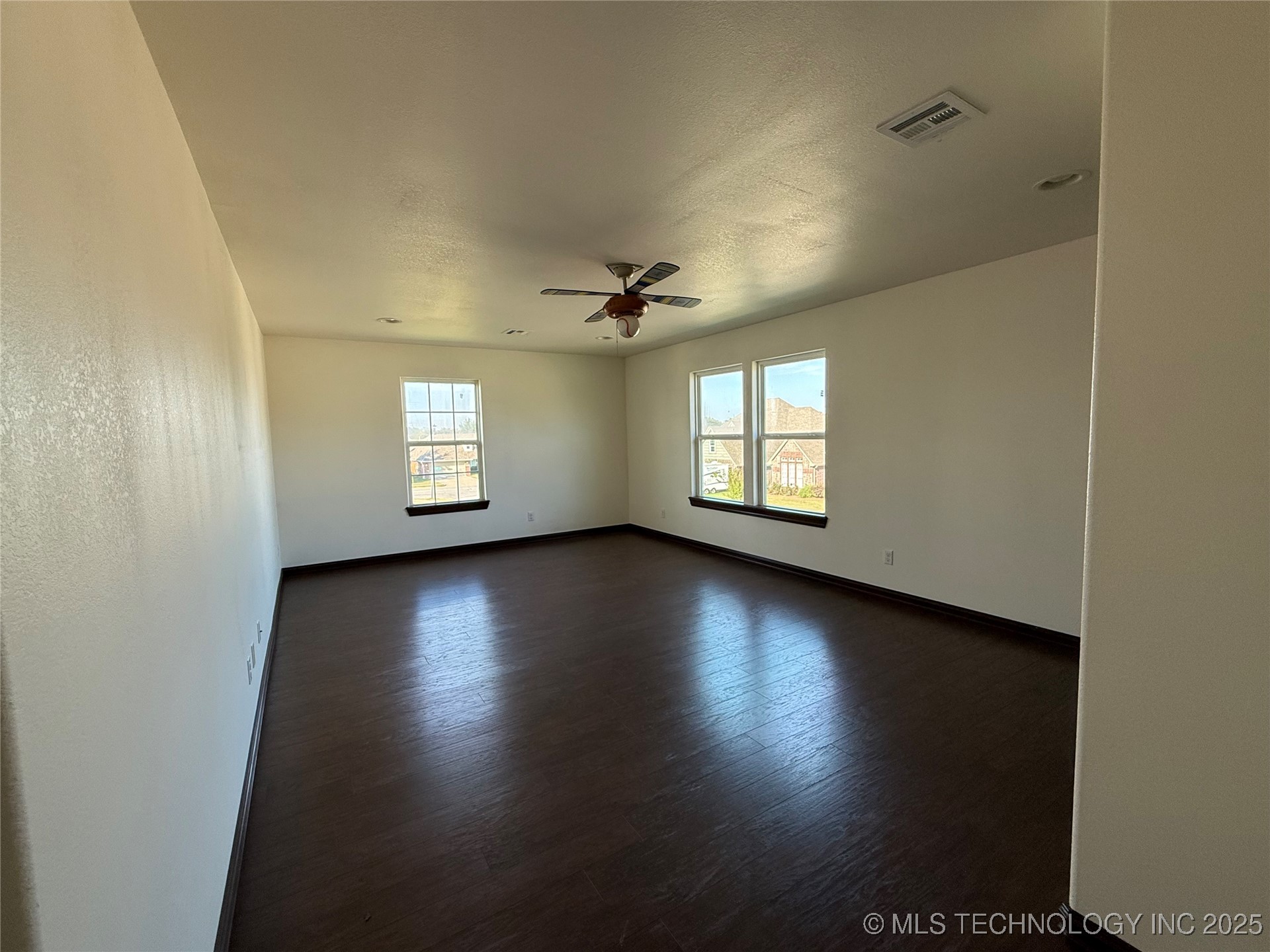 4310 S 134th East Place Property Photo 7