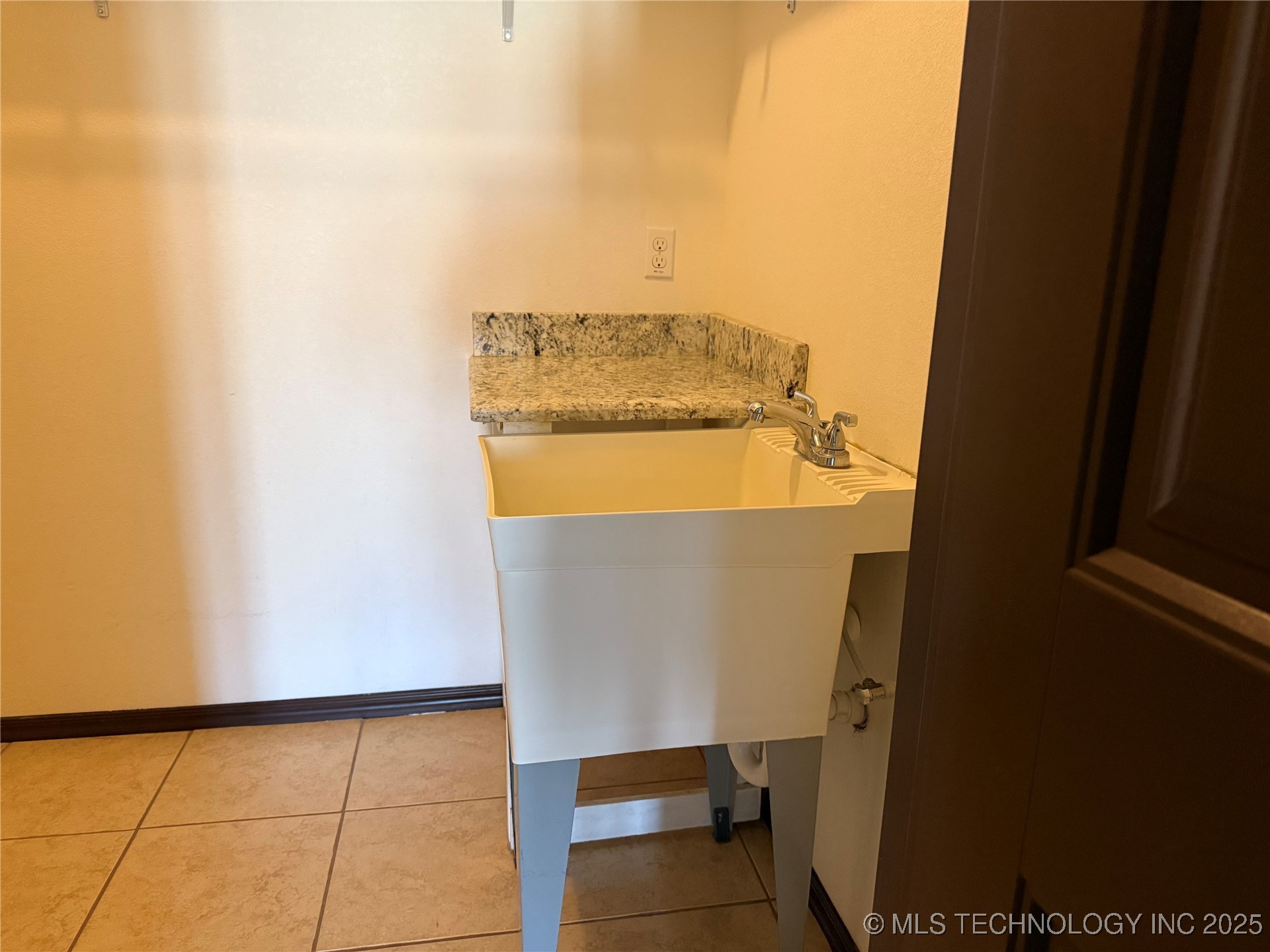 4310 S 134th East Place Property Photo 22