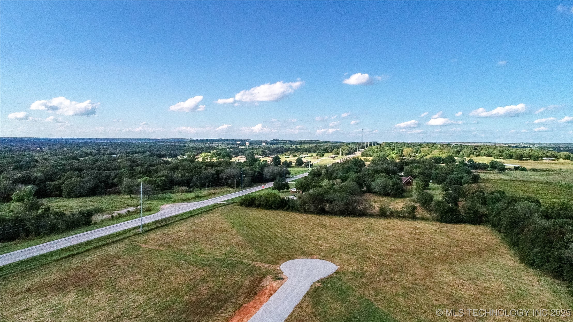 11868 Campbell Property Photo 2