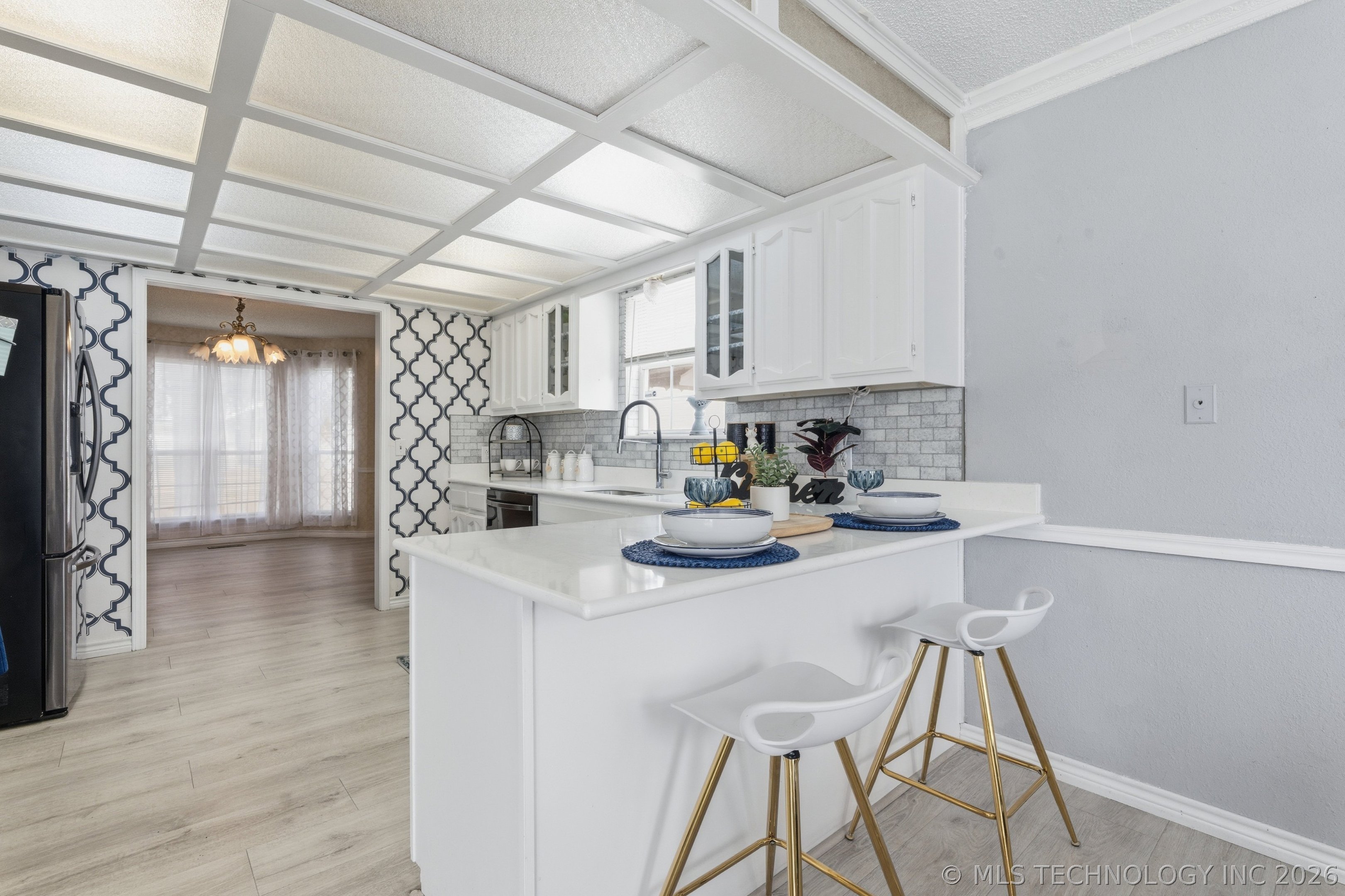 4441 W Queens Street Property Photo 4