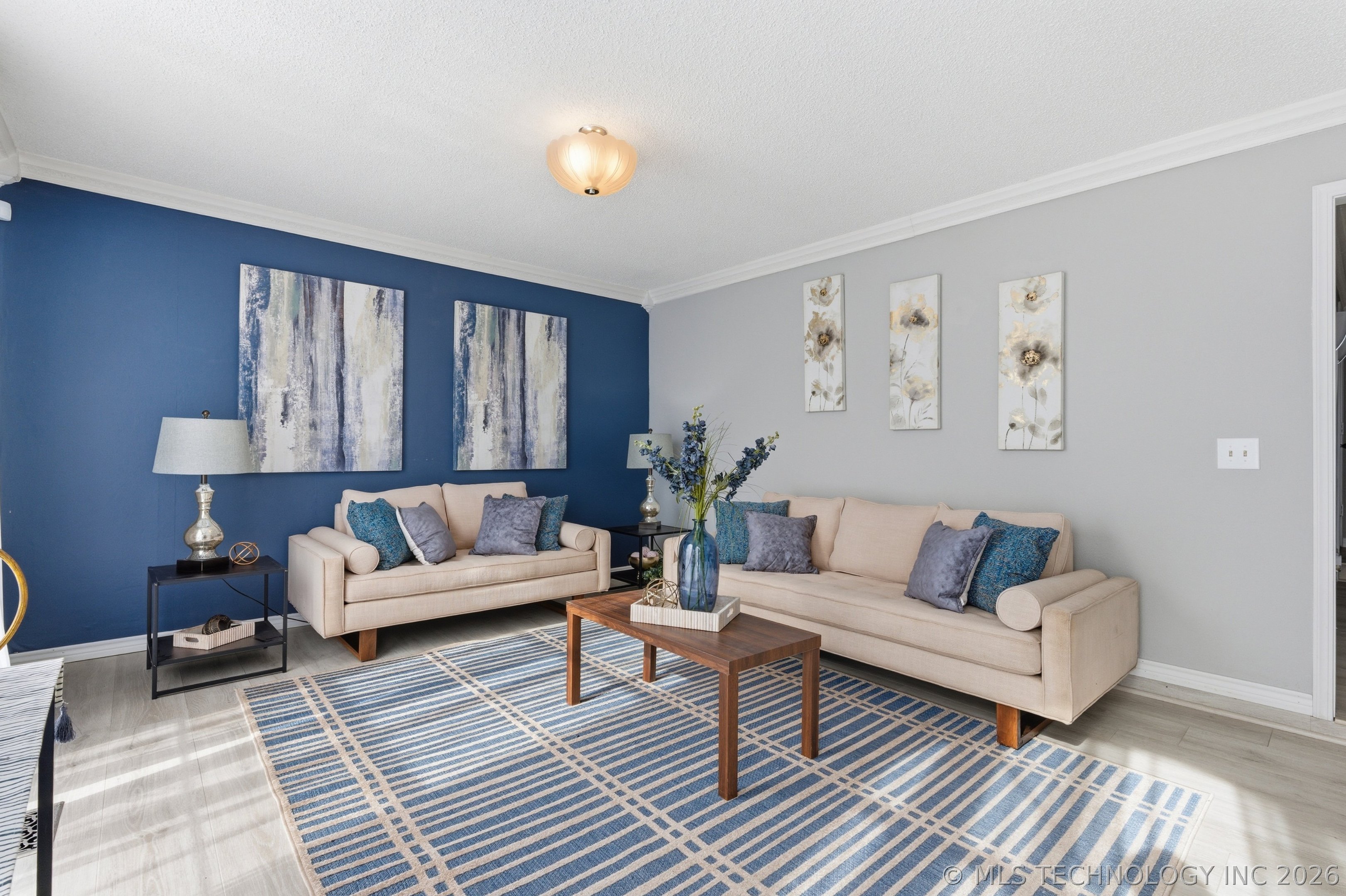 4441 W Queens Street Property Photo 7