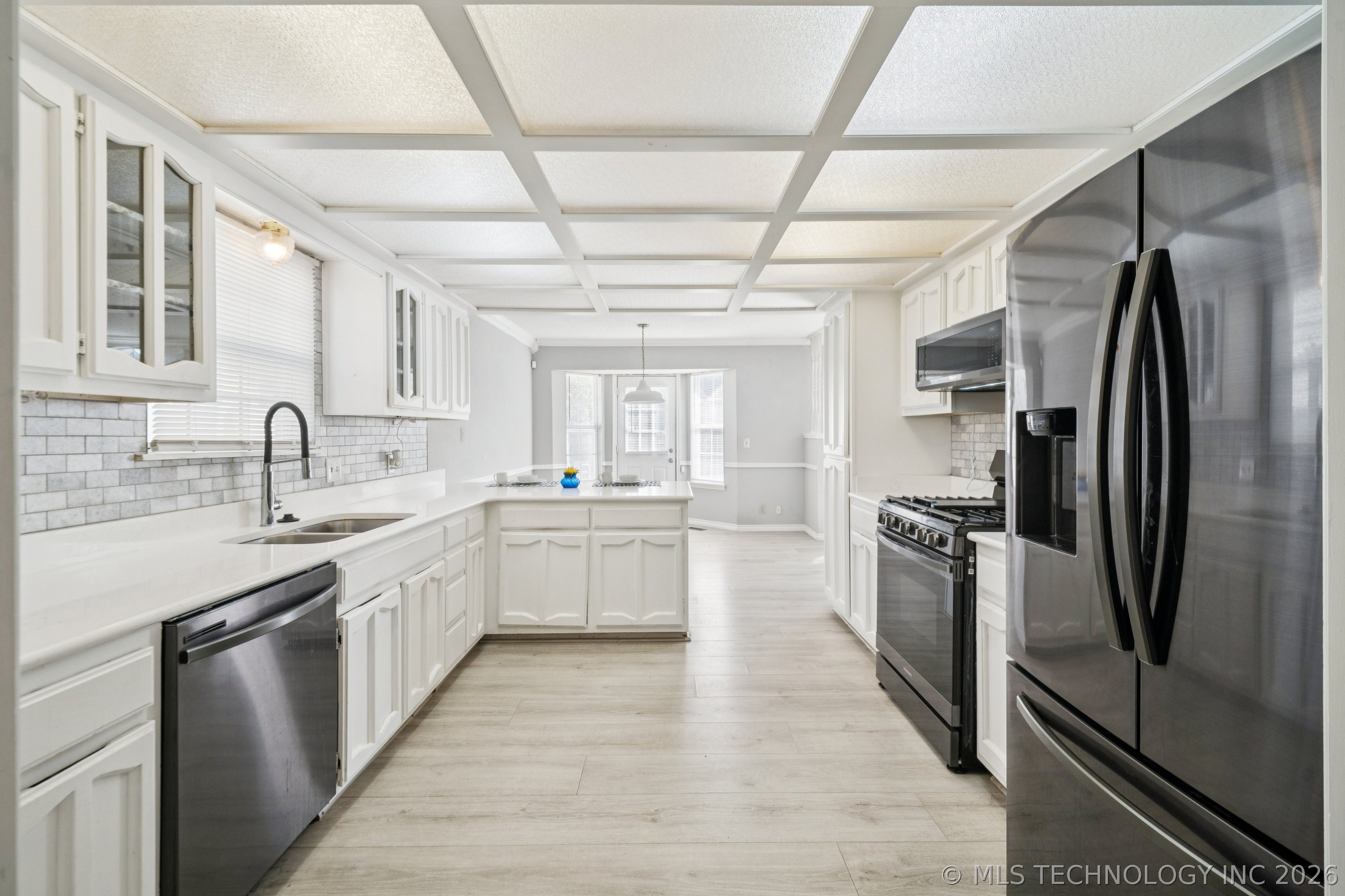 4441 W Queens Street Property Photo 15