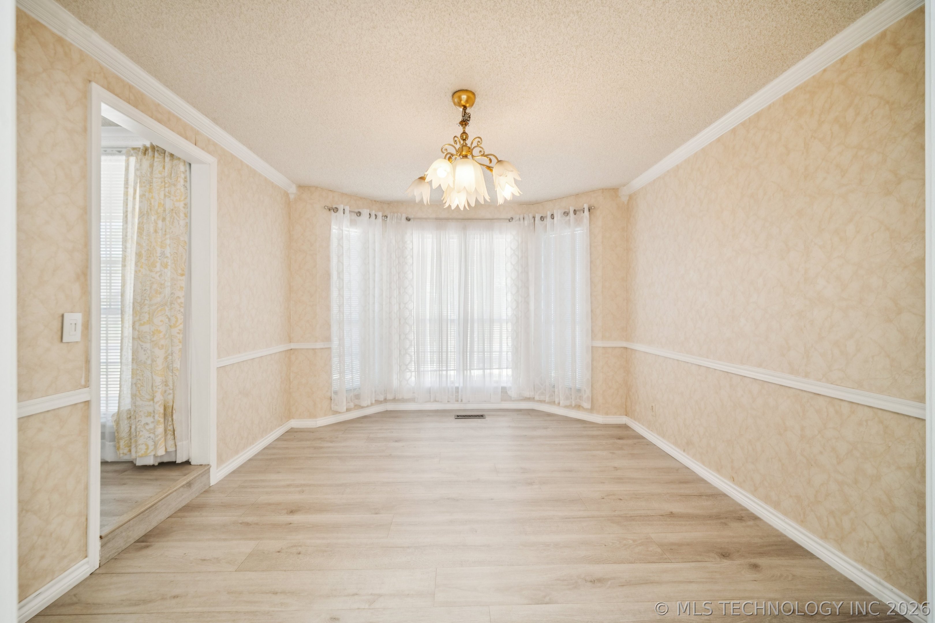 4441 W Queens Street Property Photo 17