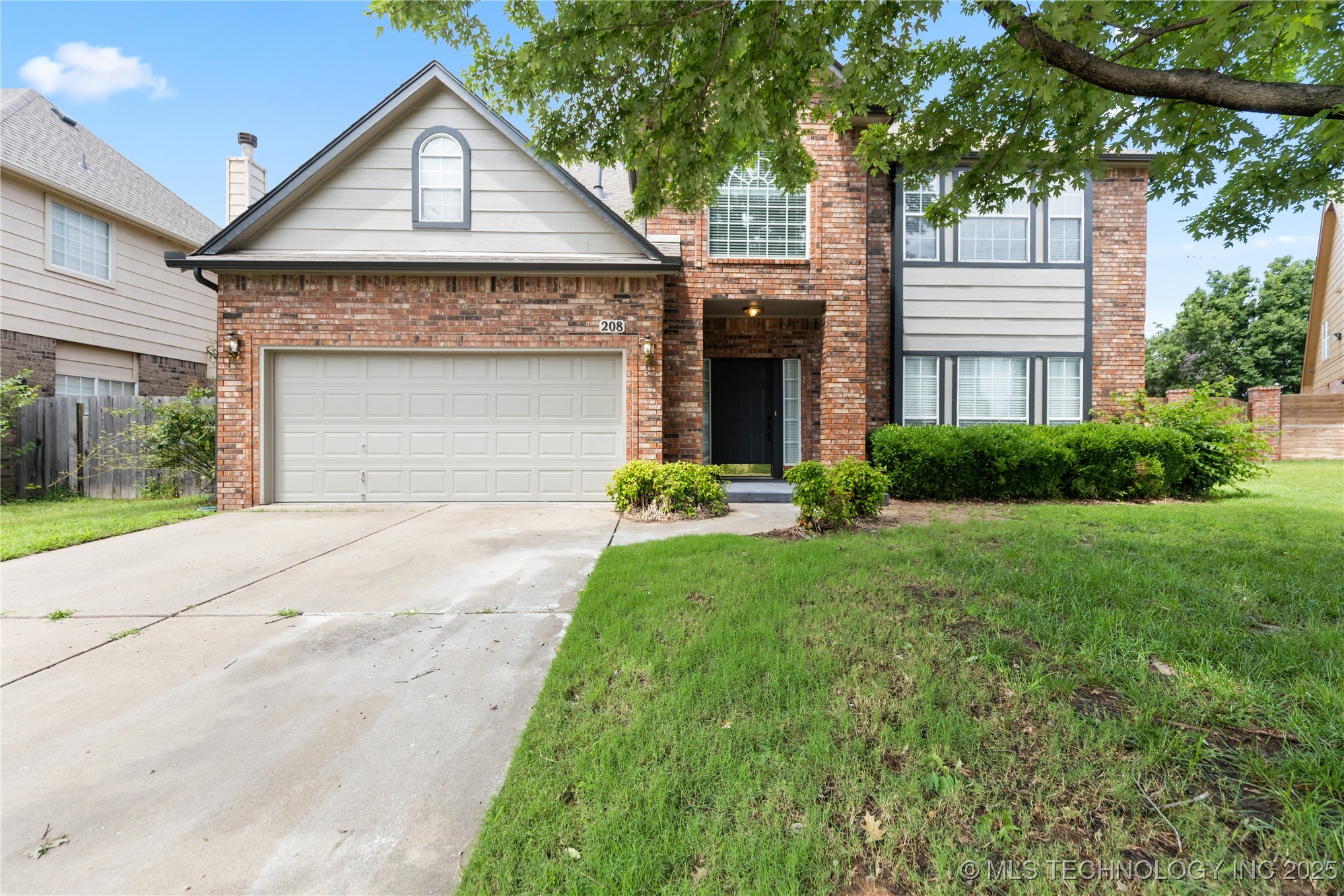 208 N Nyssa Avenue Property Photo 1