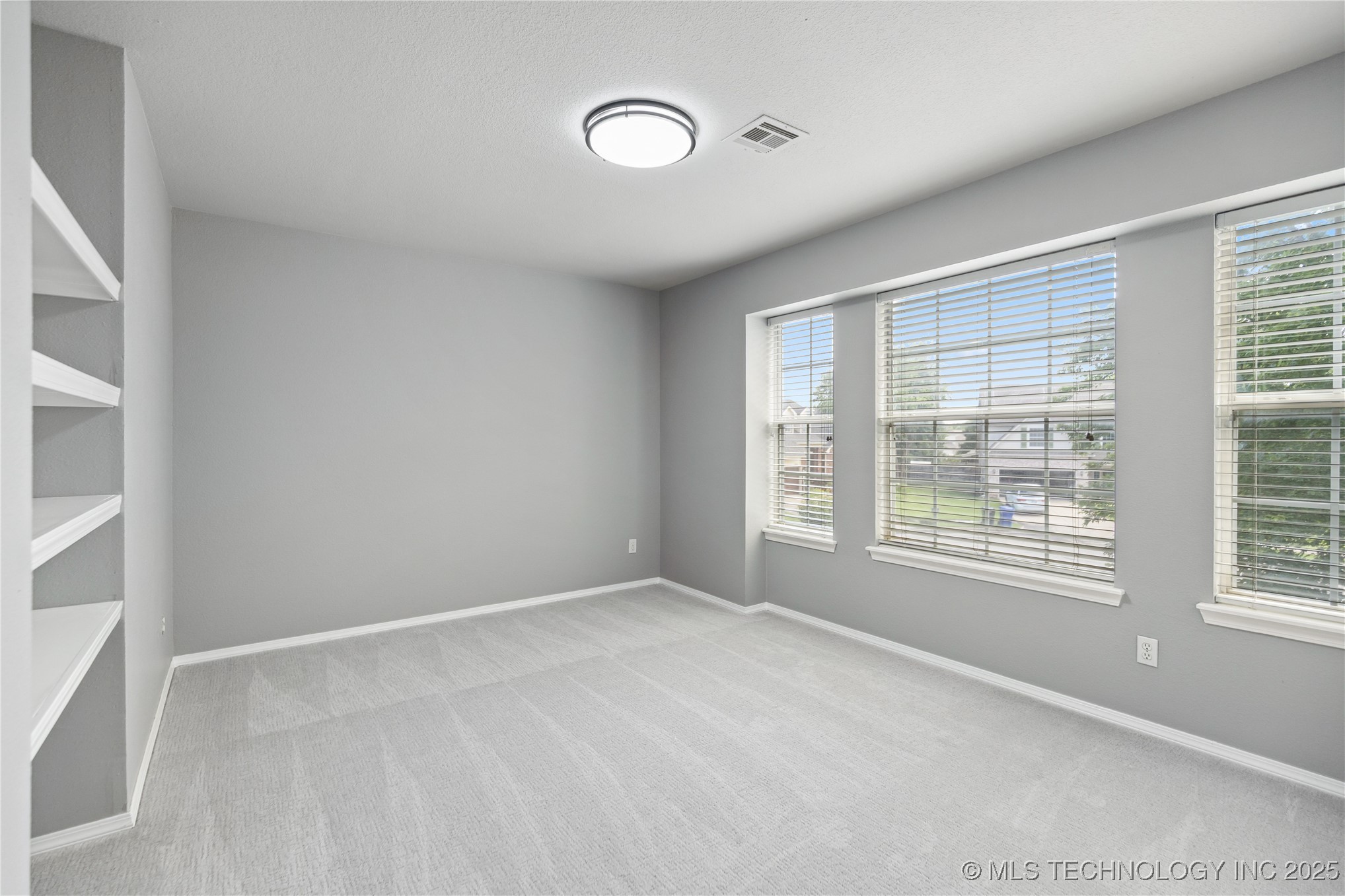 208 N Nyssa Avenue Property Photo 25