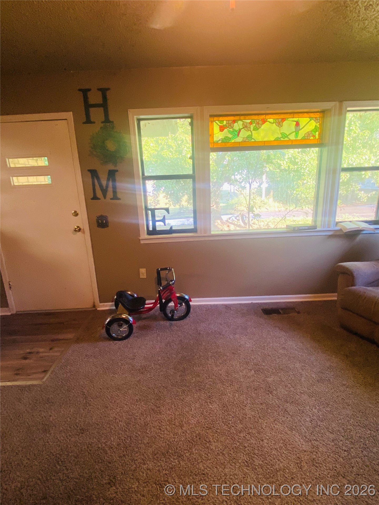 404 S Jules Avenue Property Photo 5