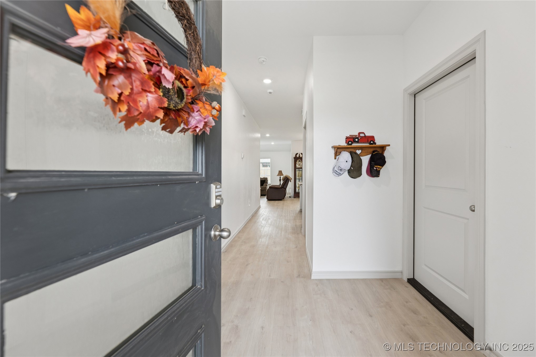 7402 E Pittsburg Court Property Photo 3