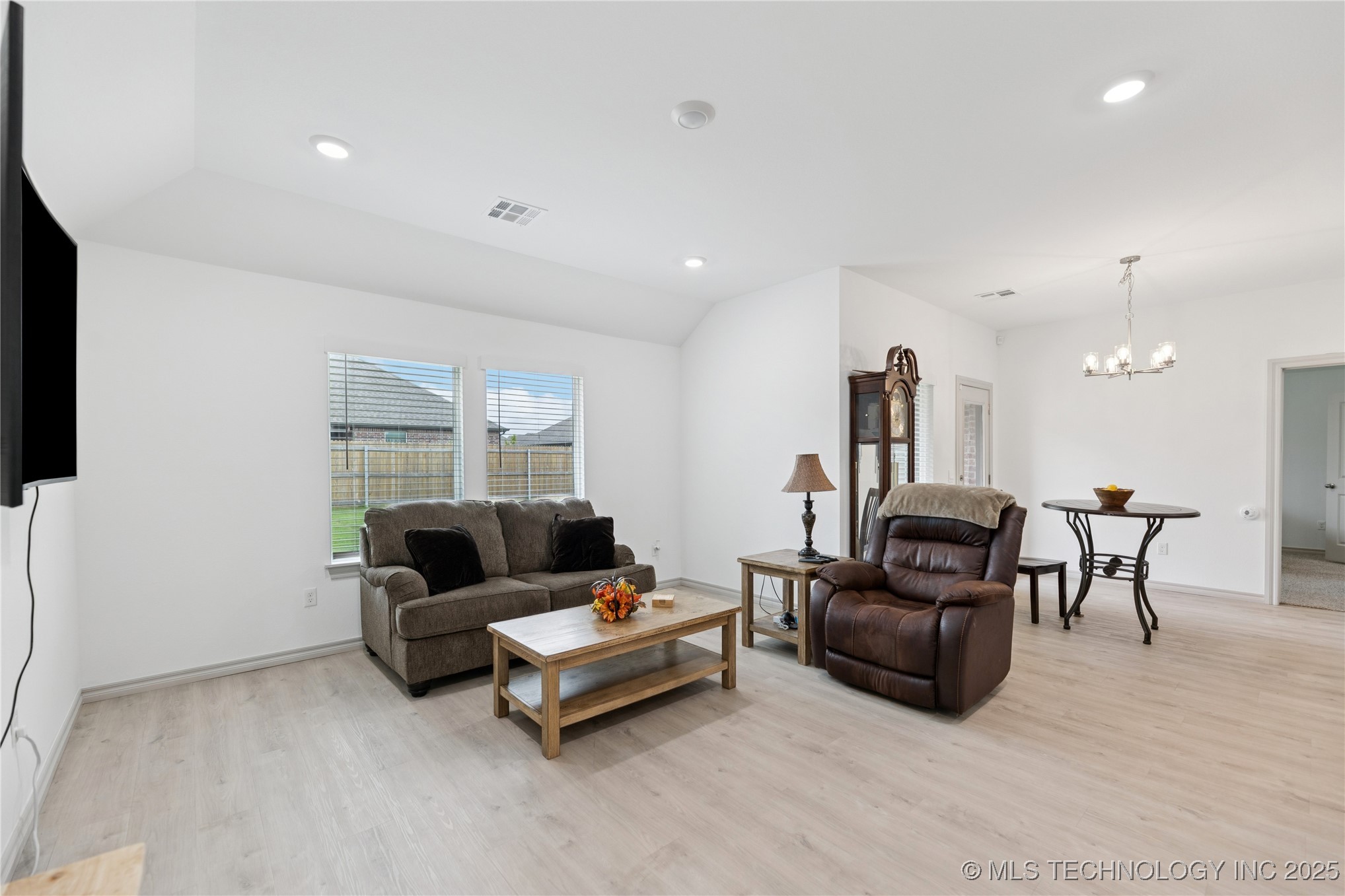 7402 E Pittsburg Court Property Photo 5