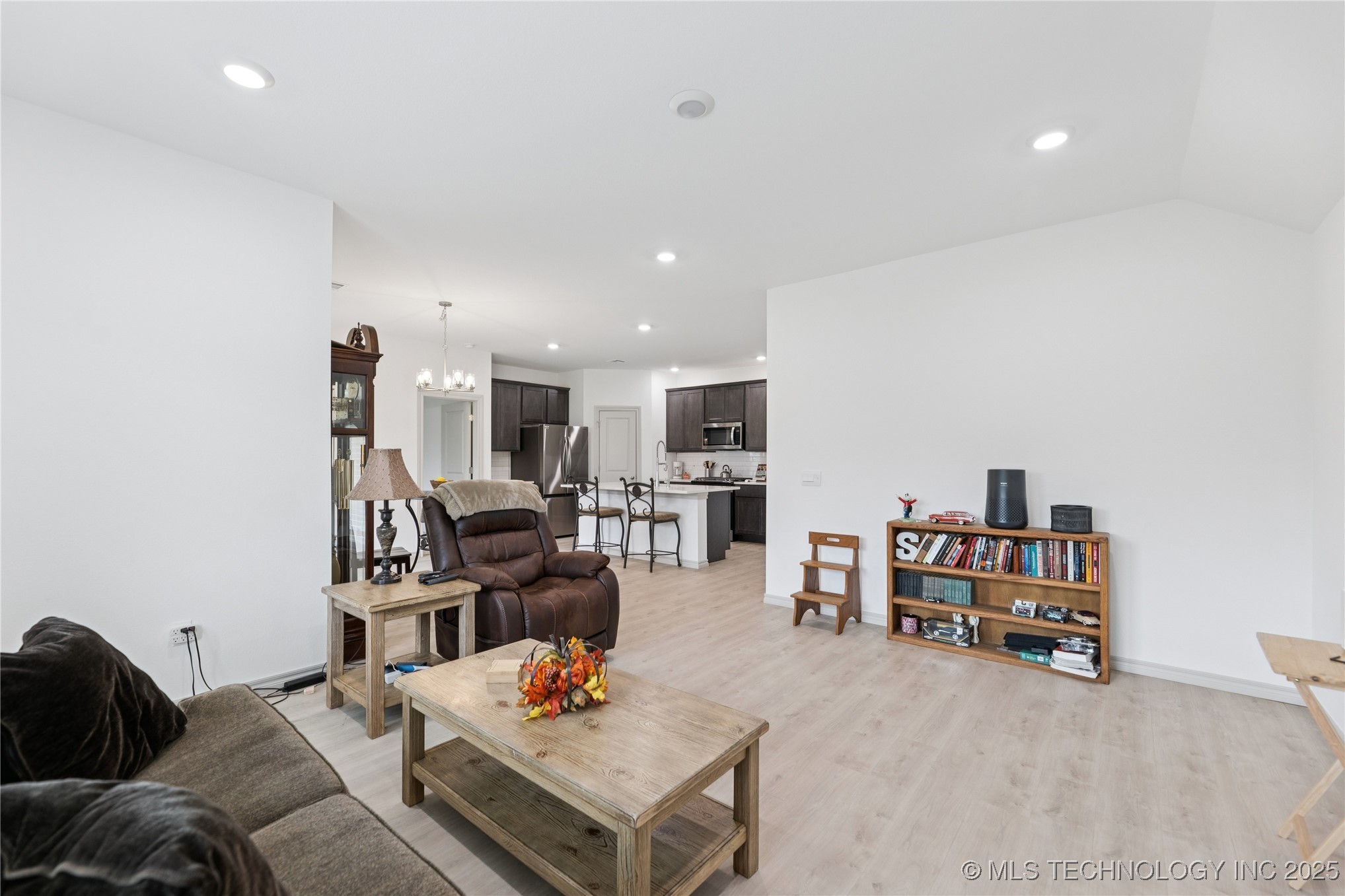 7402 E Pittsburg Court Property Photo 6