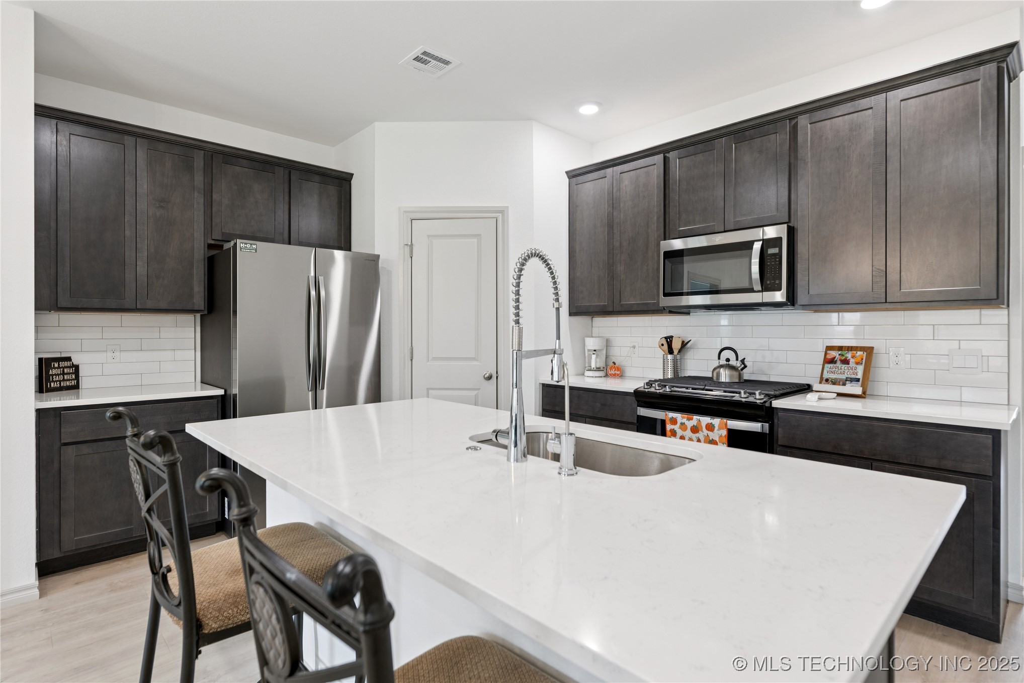 7402 E Pittsburg Court Property Photo 8