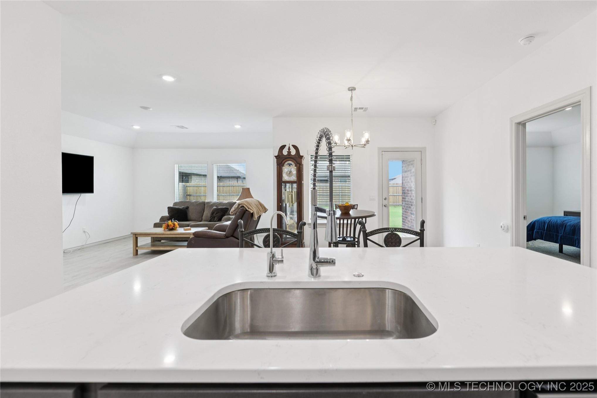 7402 E Pittsburg Court Property Photo 11