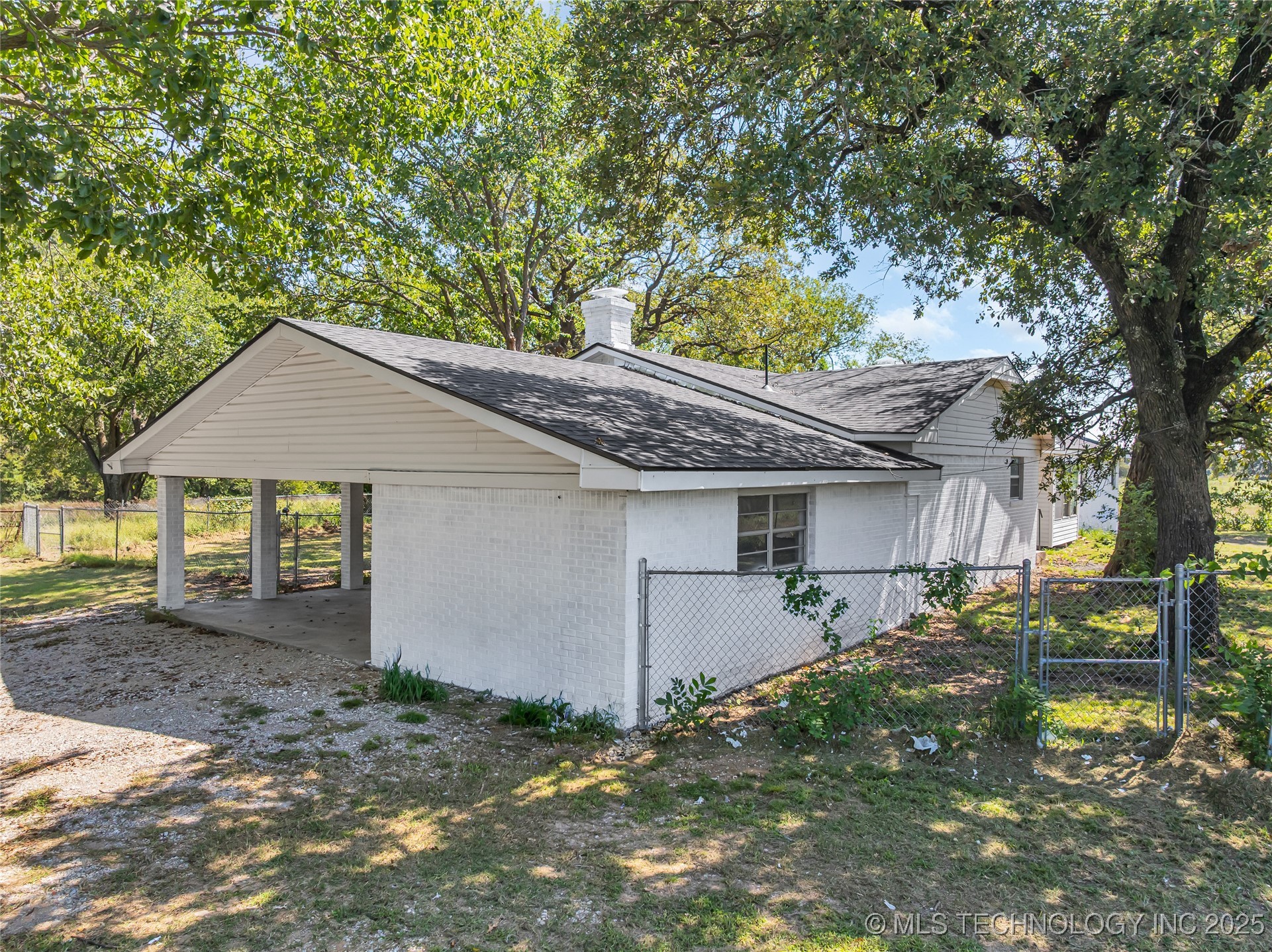 2399 State Hwy 76 Property Photo 2