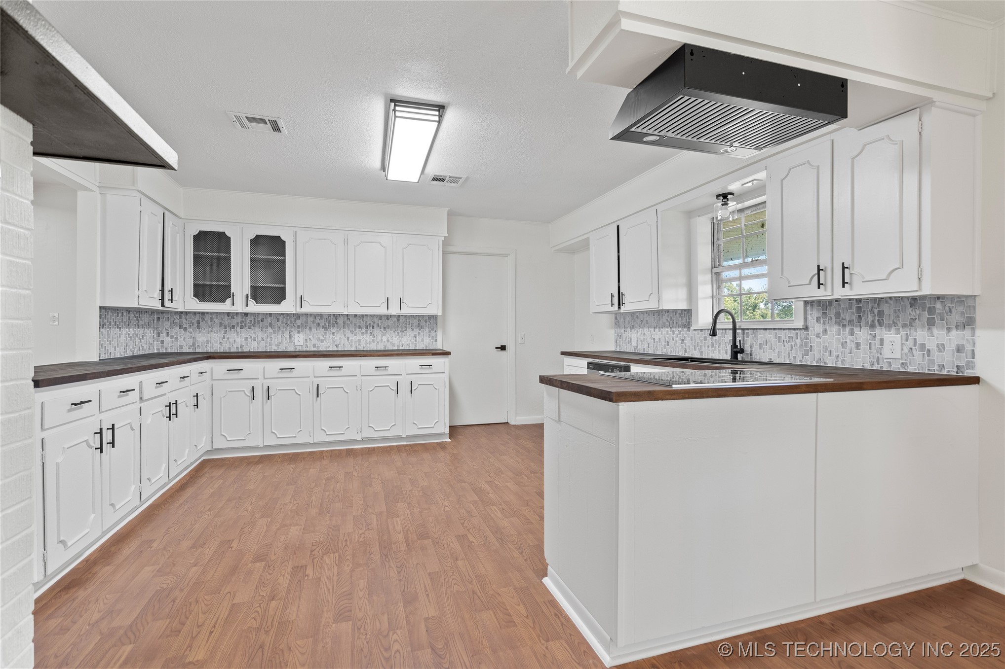 2399 State Hwy 76 Property Photo 7