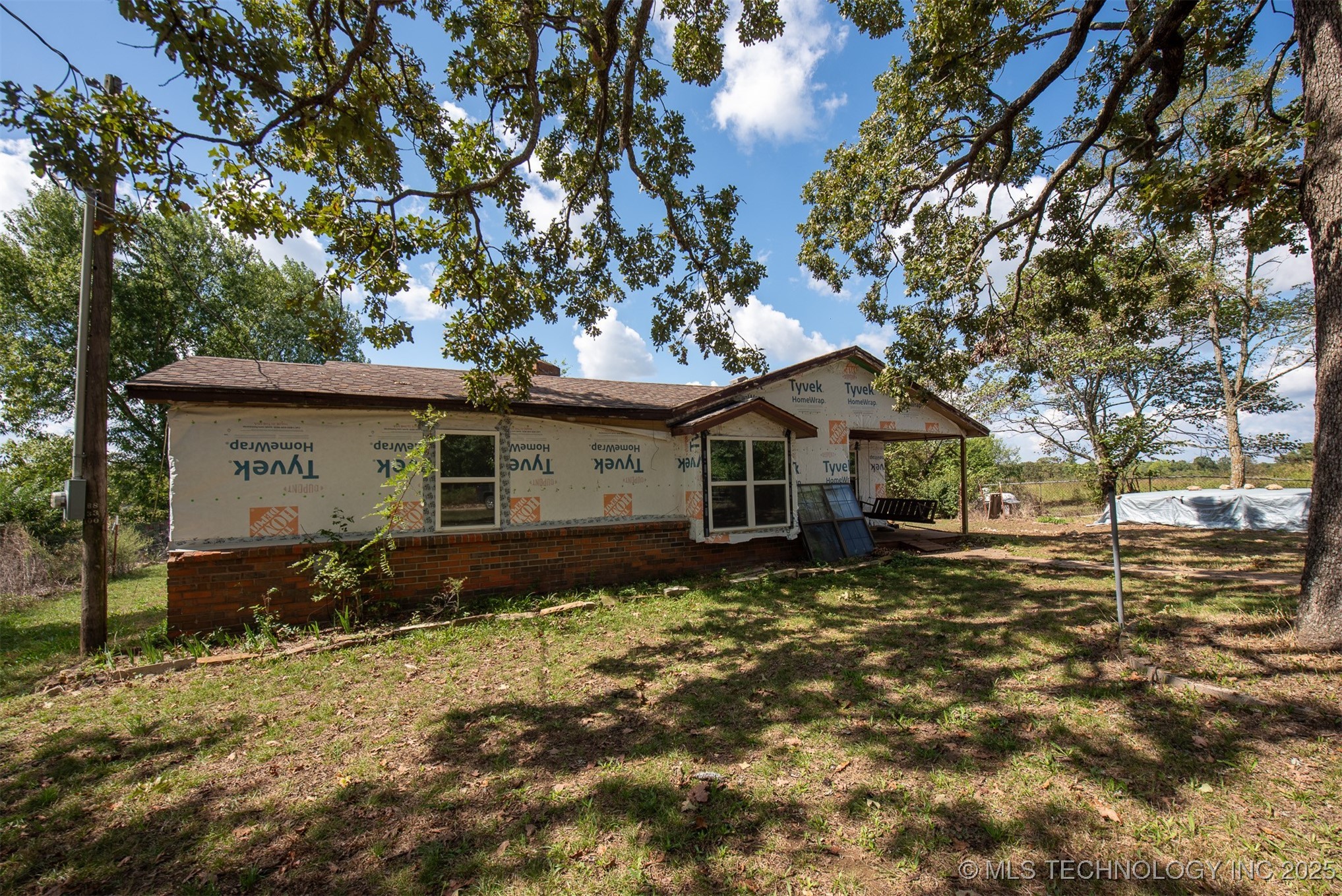 6947 N 460 Road Property Photo 1