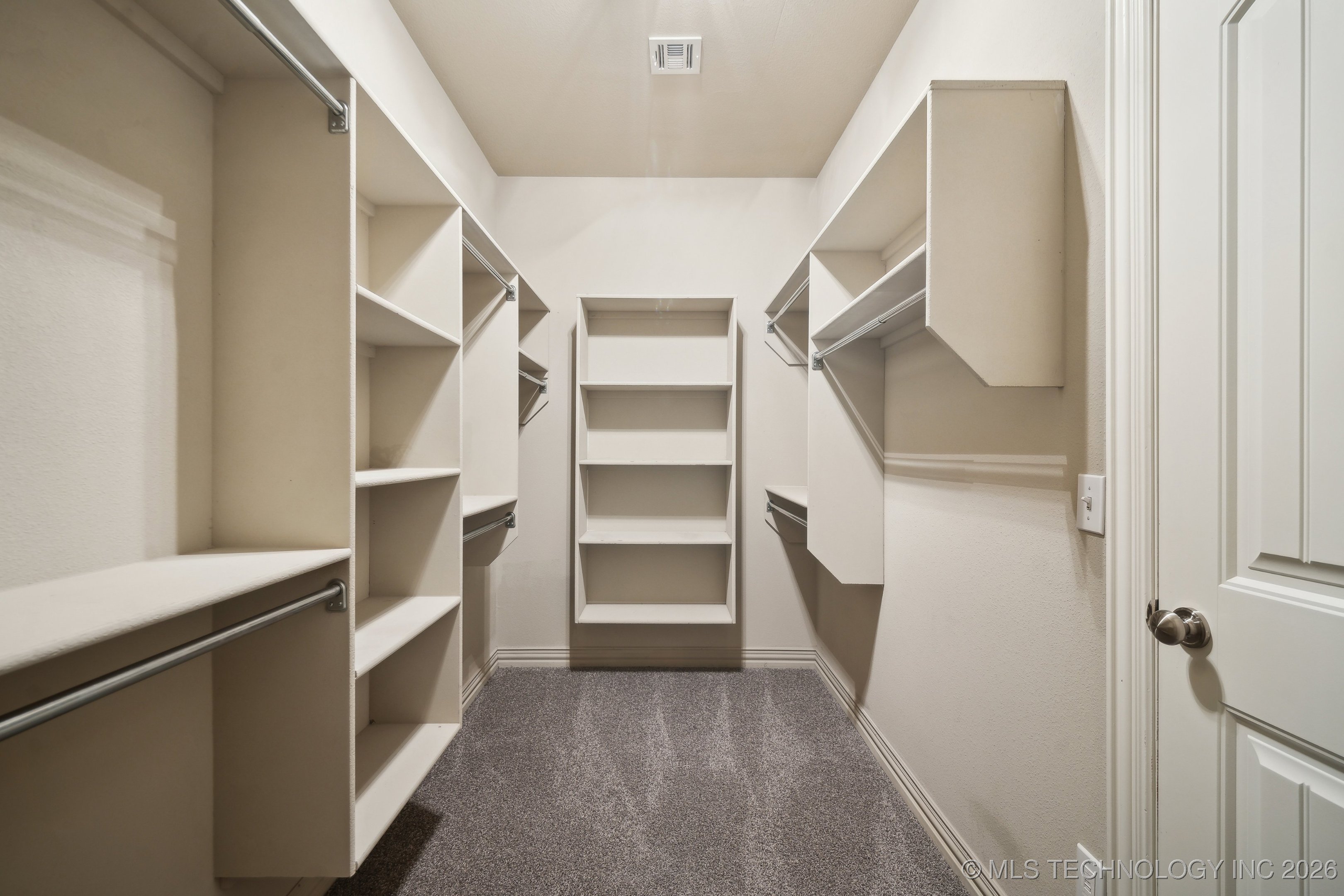 13302 E 43rd Street Property Photo 19