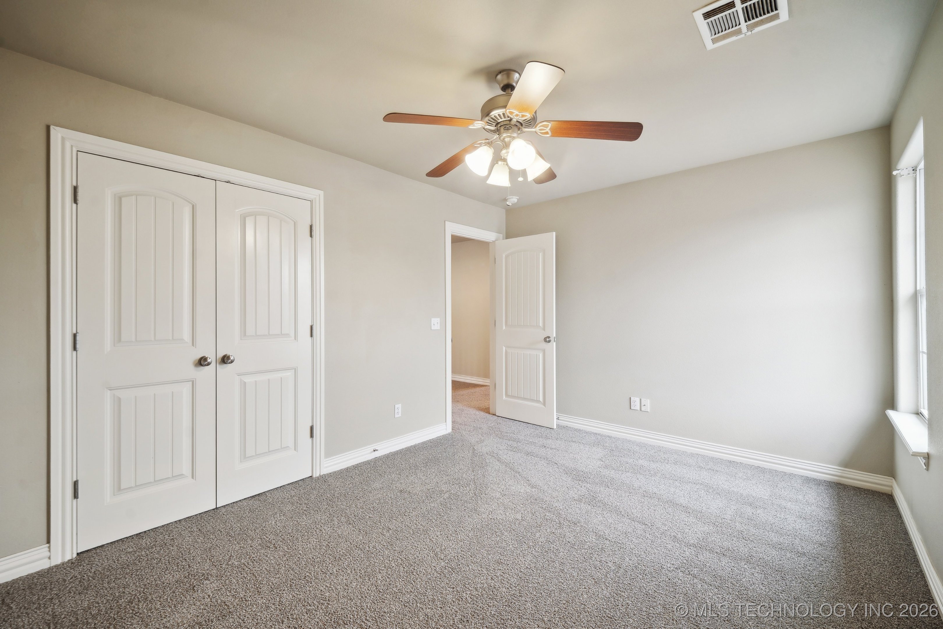 13302 E 43rd Street Property Photo 25