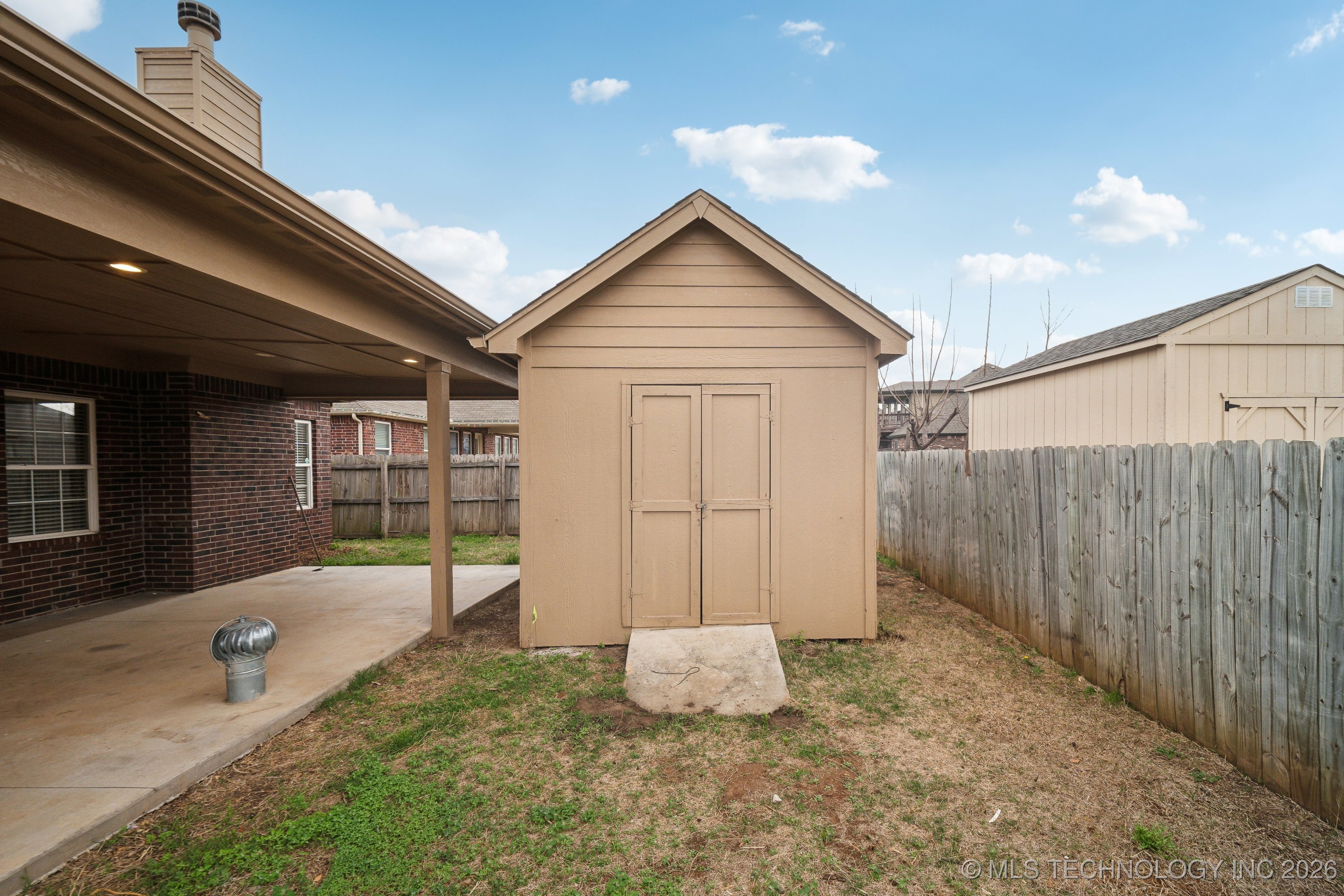 13302 E 43rd Street Property Photo 37