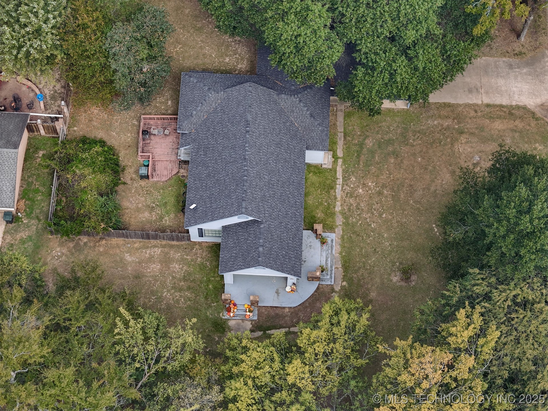 709 Ne 2nd Property Photo 45