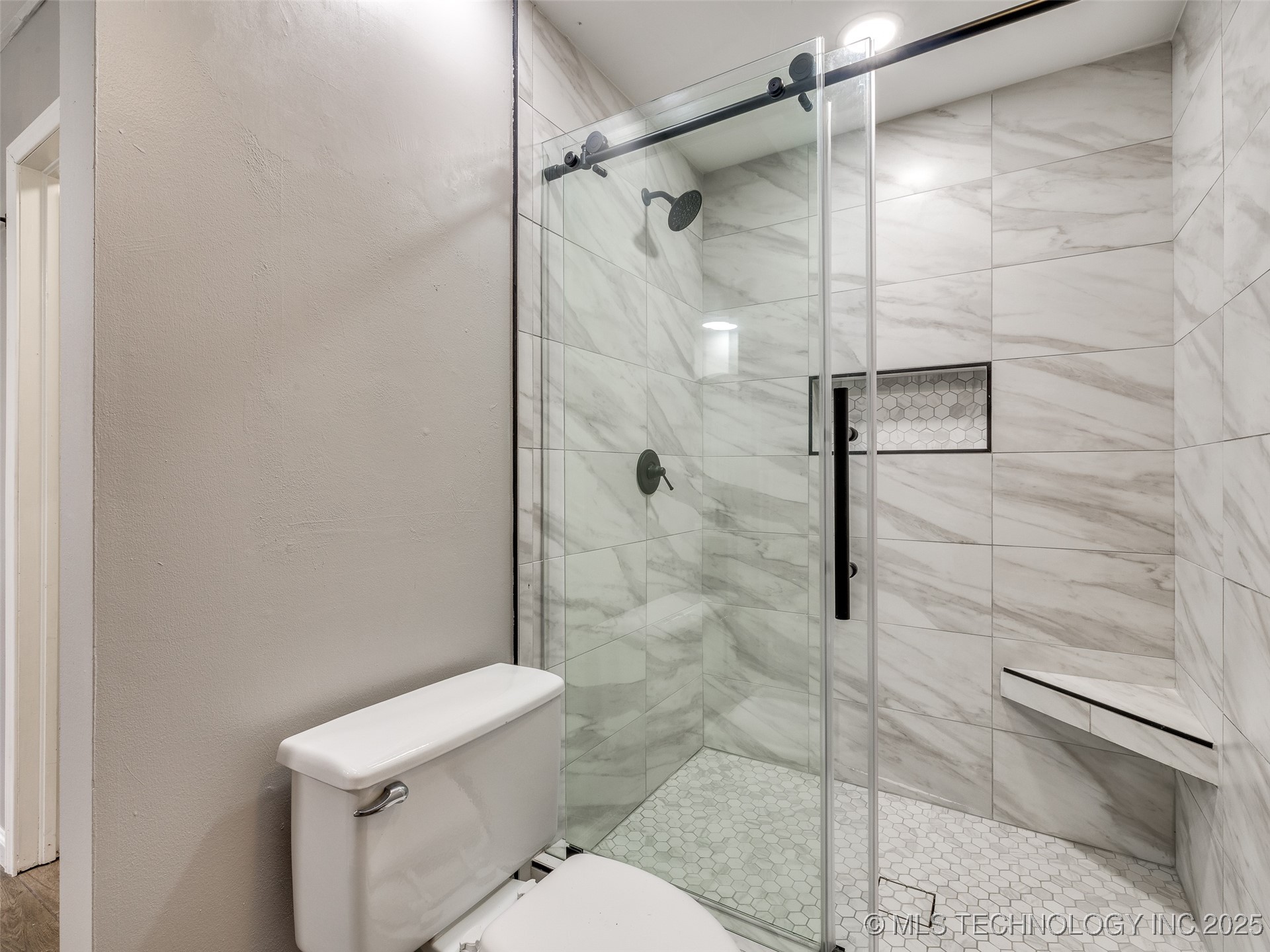 4803 E 46th Street Property Photo 29