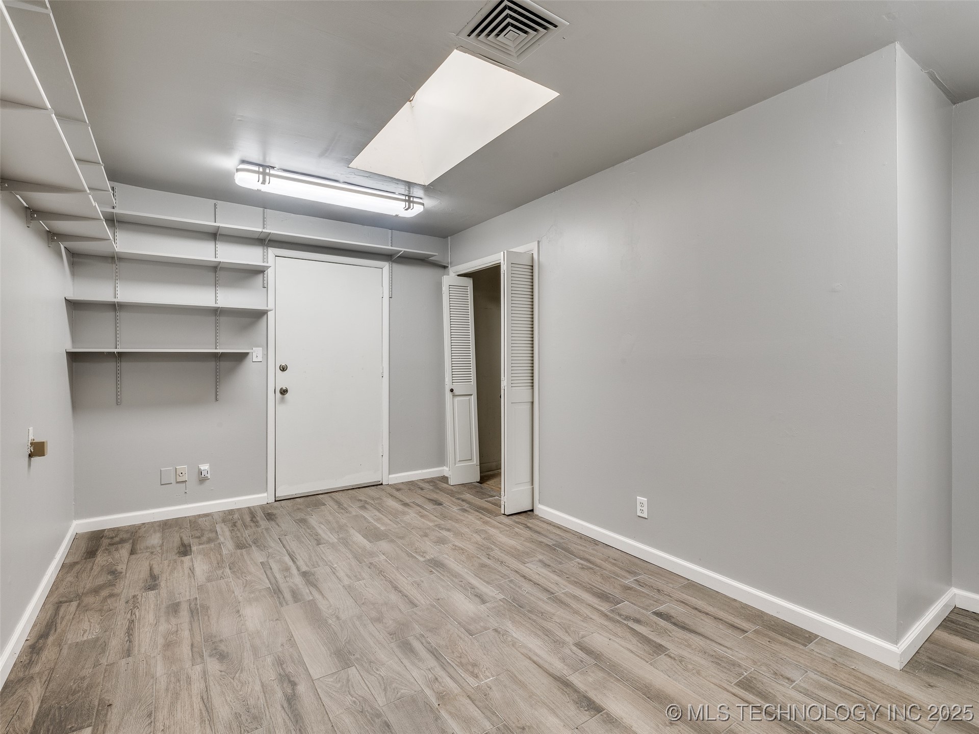 4803 E 46th Street Property Photo 34