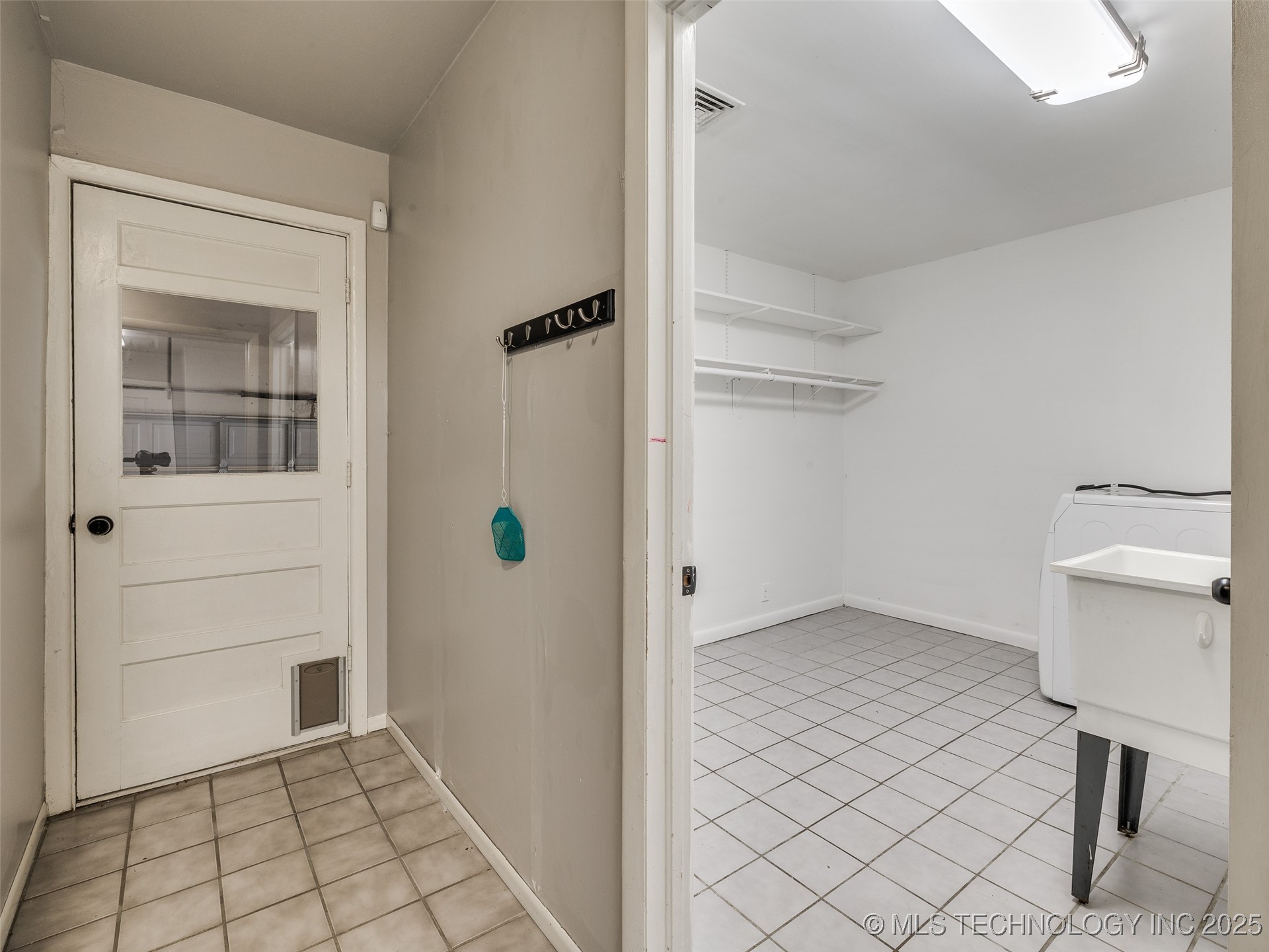 4803 E 46th Street Property Photo 37