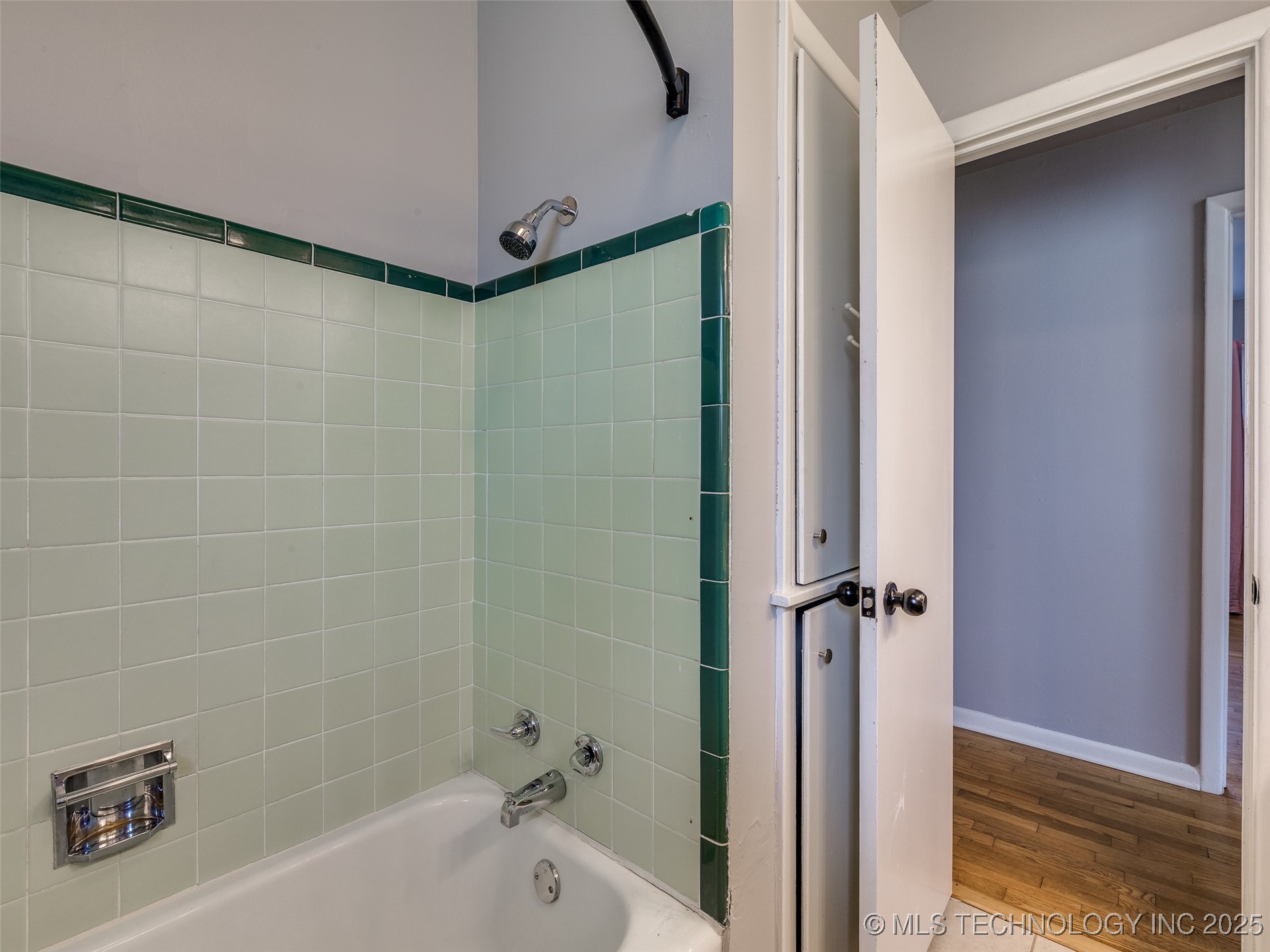 4803 E 46th Street Property Photo 42