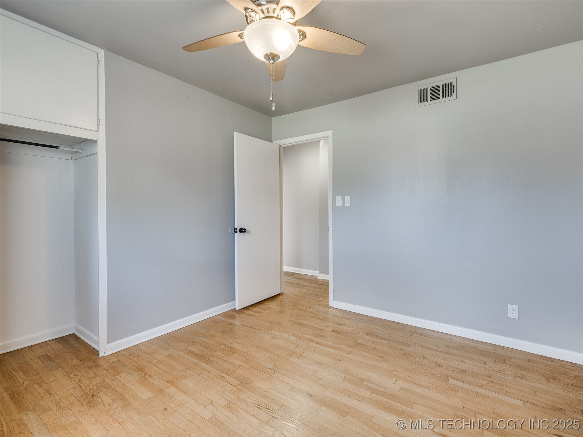 4803 E 46th Street Property Photo 44