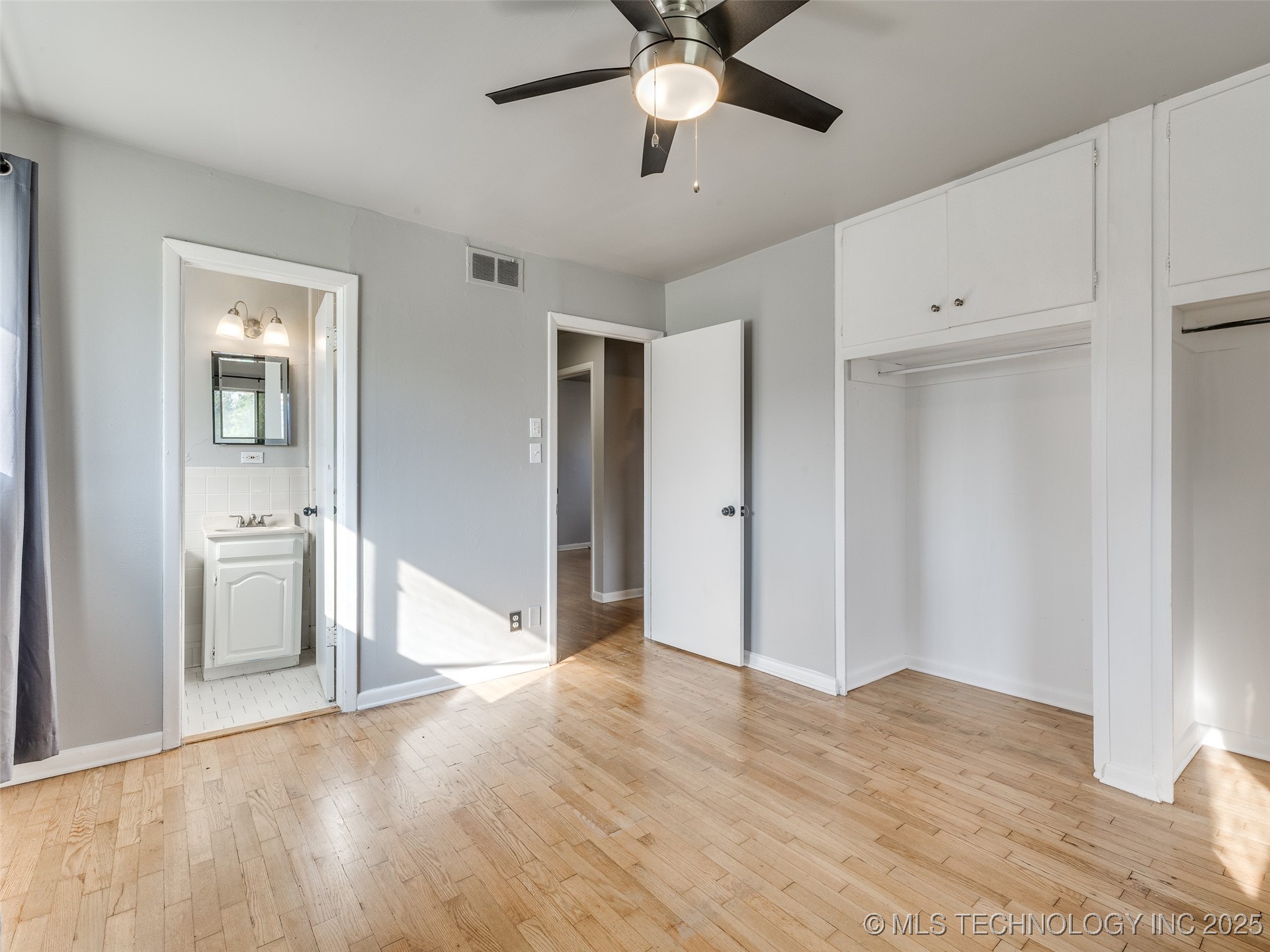 4803 E 46th Street Property Photo 46