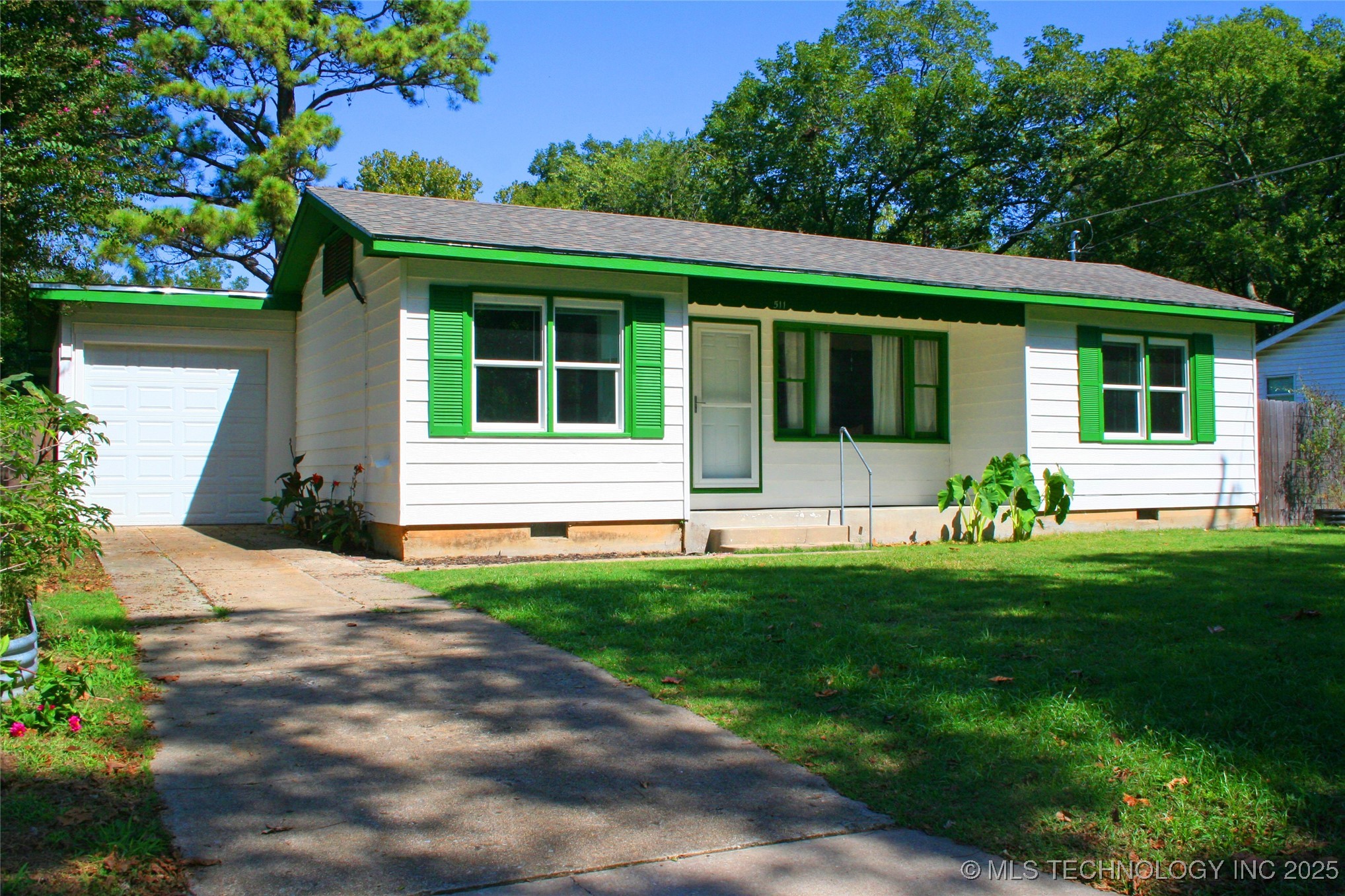 511 7th Se Property Photo 2