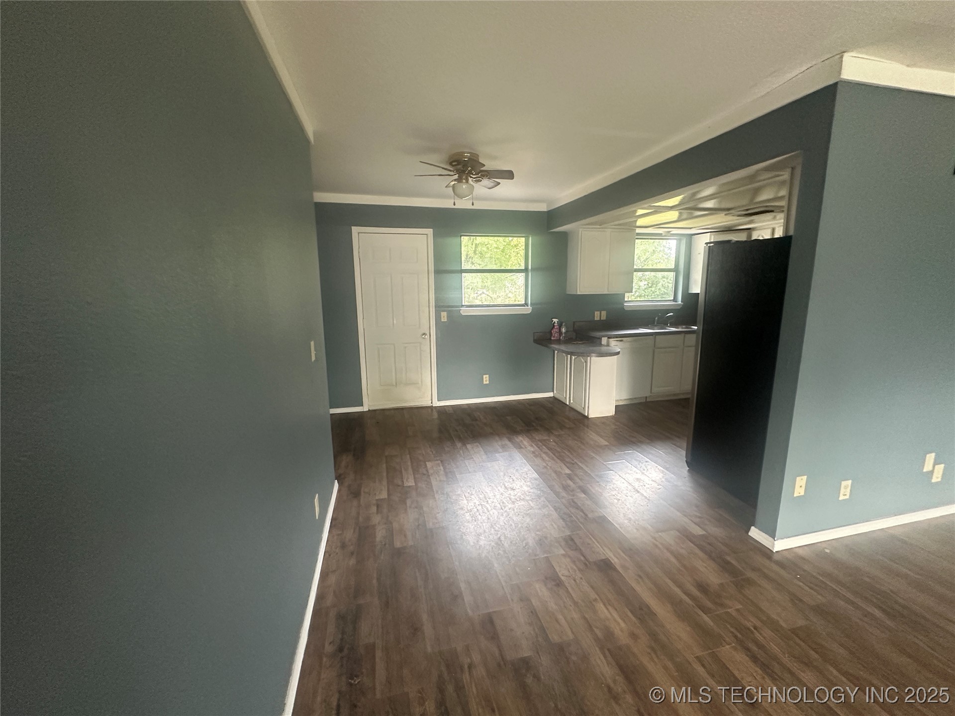 400 Cherokee Property Photo 2