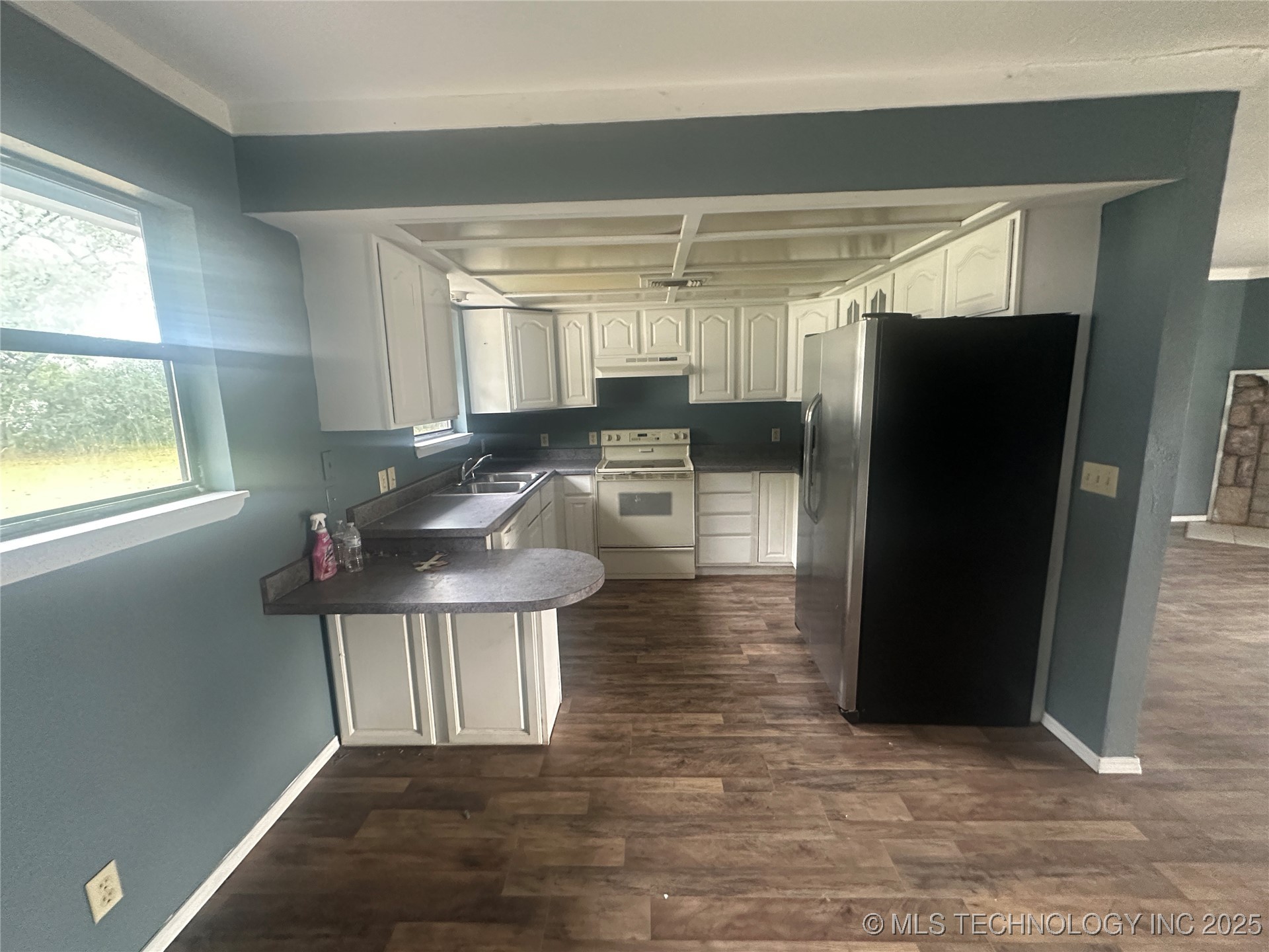 400 Cherokee Property Photo 4