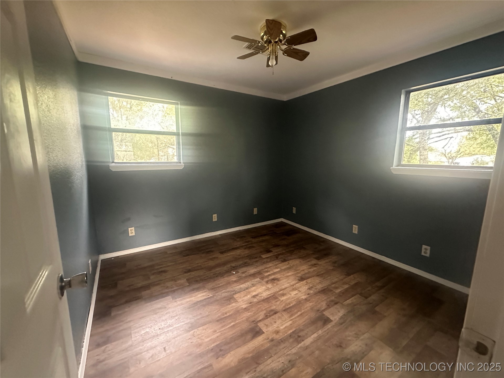 400 Cherokee Property Photo 8