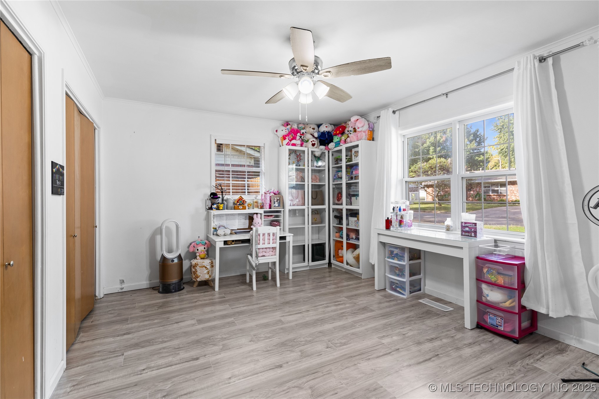 405 N B Avenue Property Photo 7