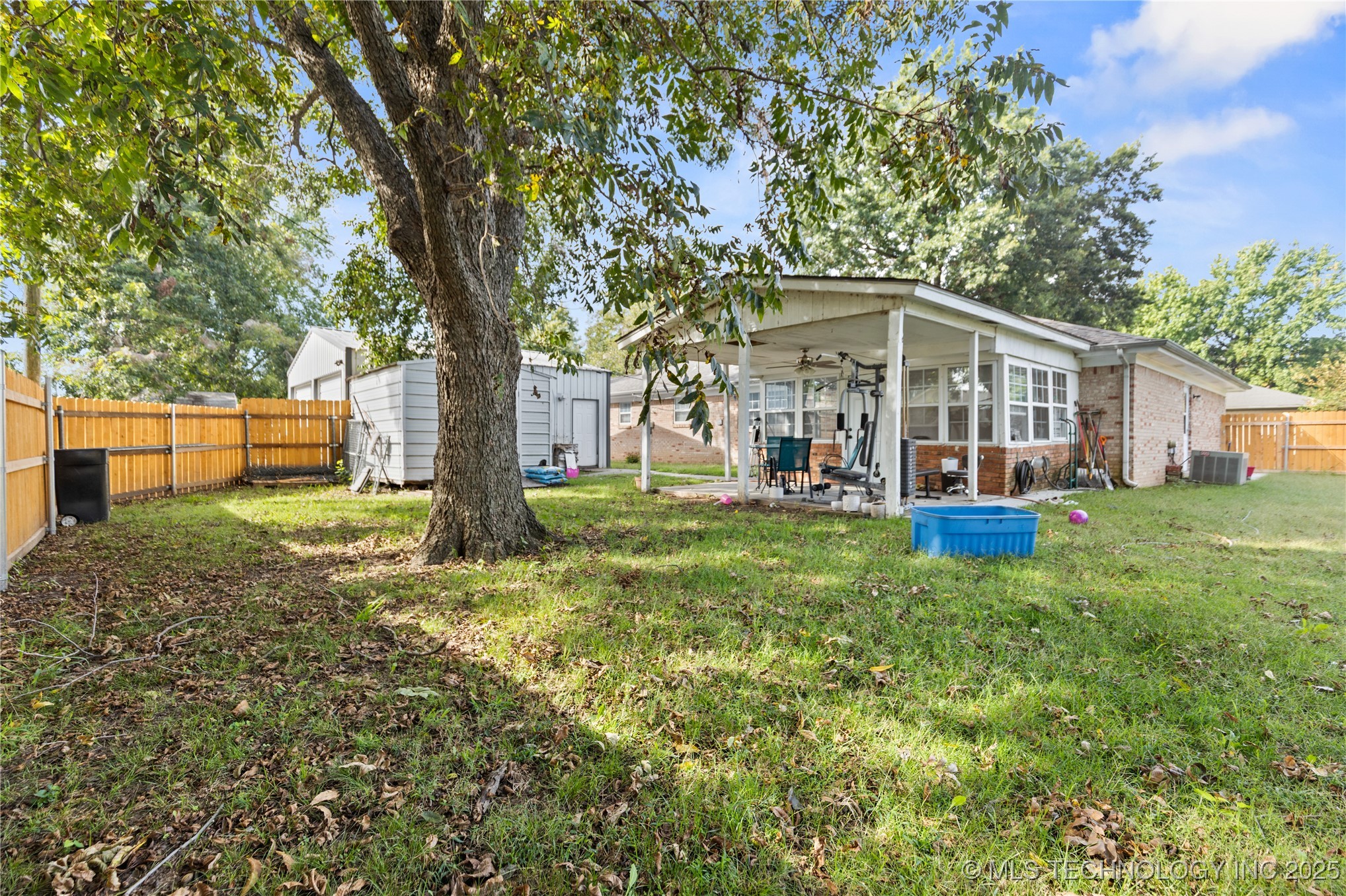 405 N B Avenue Property Photo 18