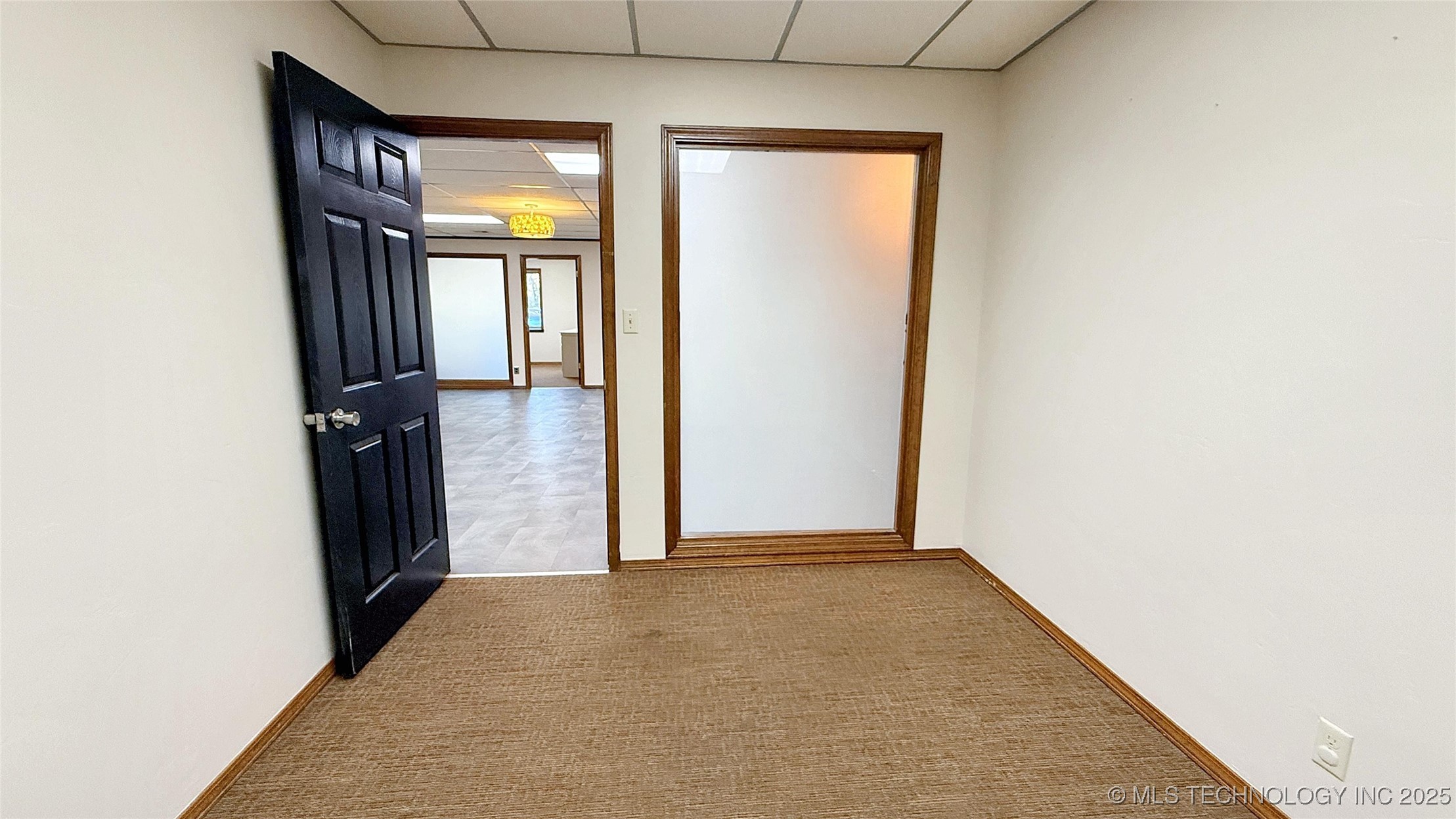 1001 W Broadway Street Property Photo 20