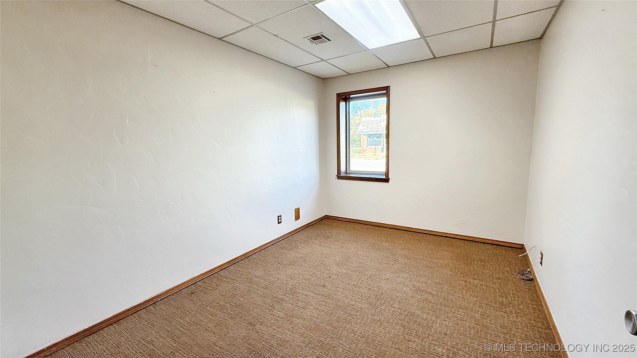 1001 W Broadway Street Property Photo 28