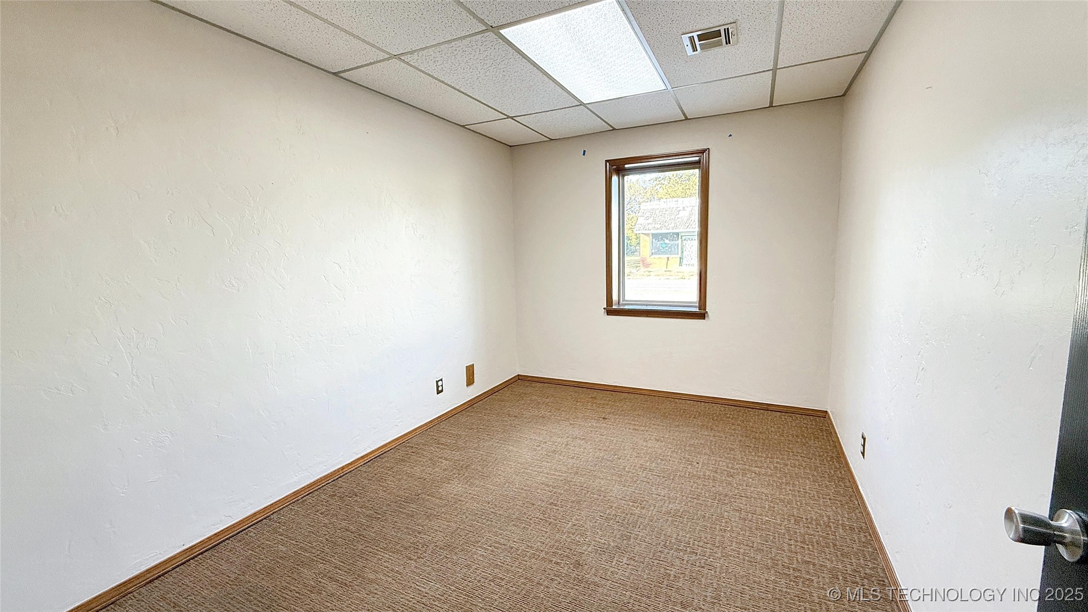 1001 W Broadway Street Property Photo 31