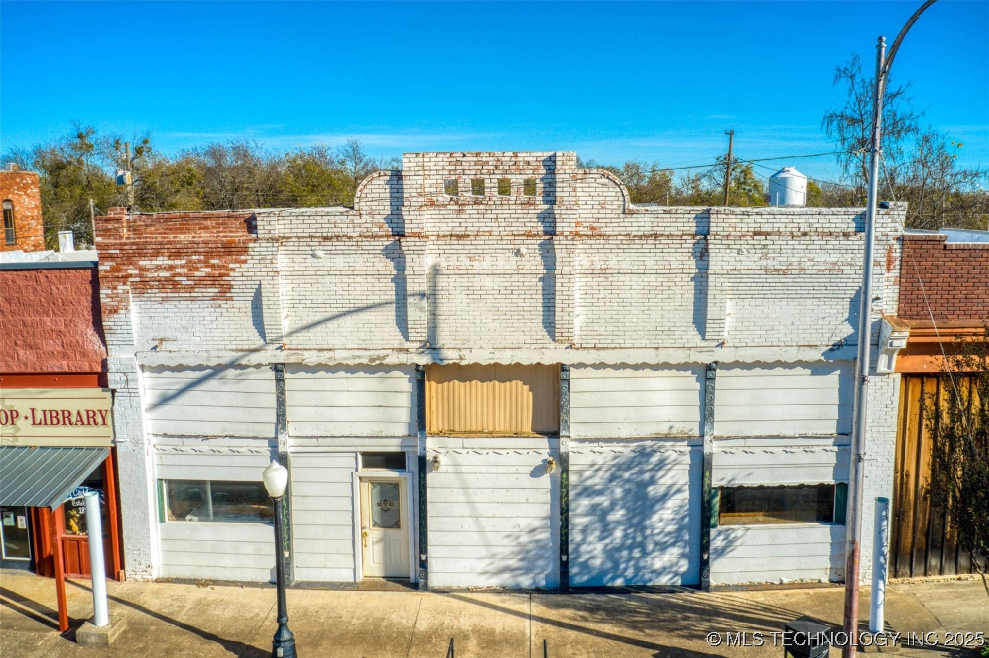 108 Buffalo Property Photo 2