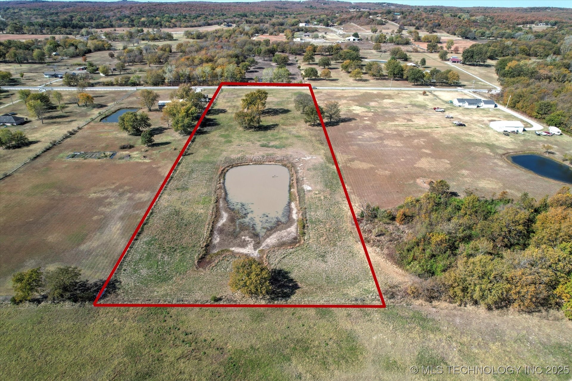 N 153rd Road Property Photo 3