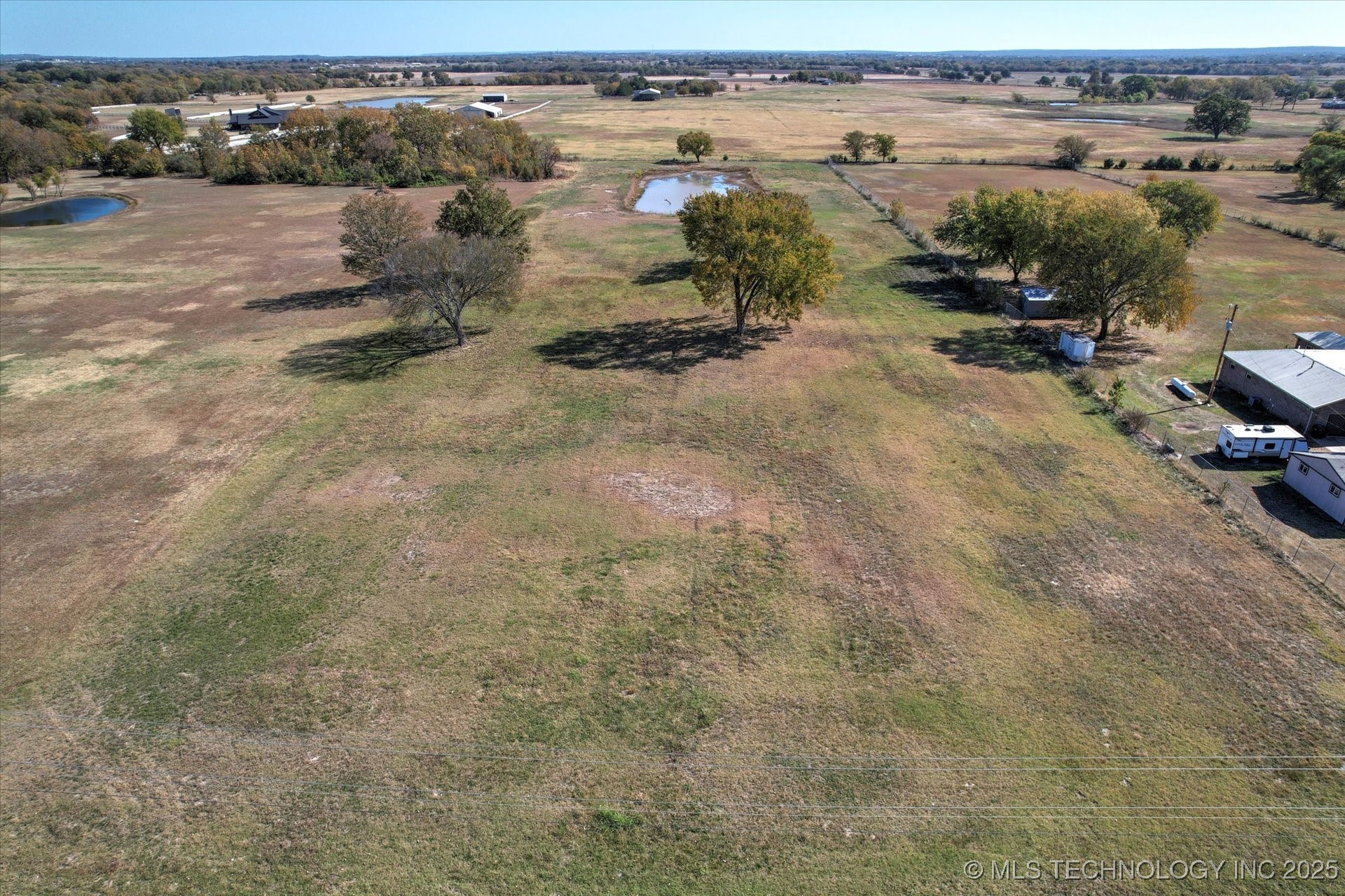 N 153rd Road Property Photo 12