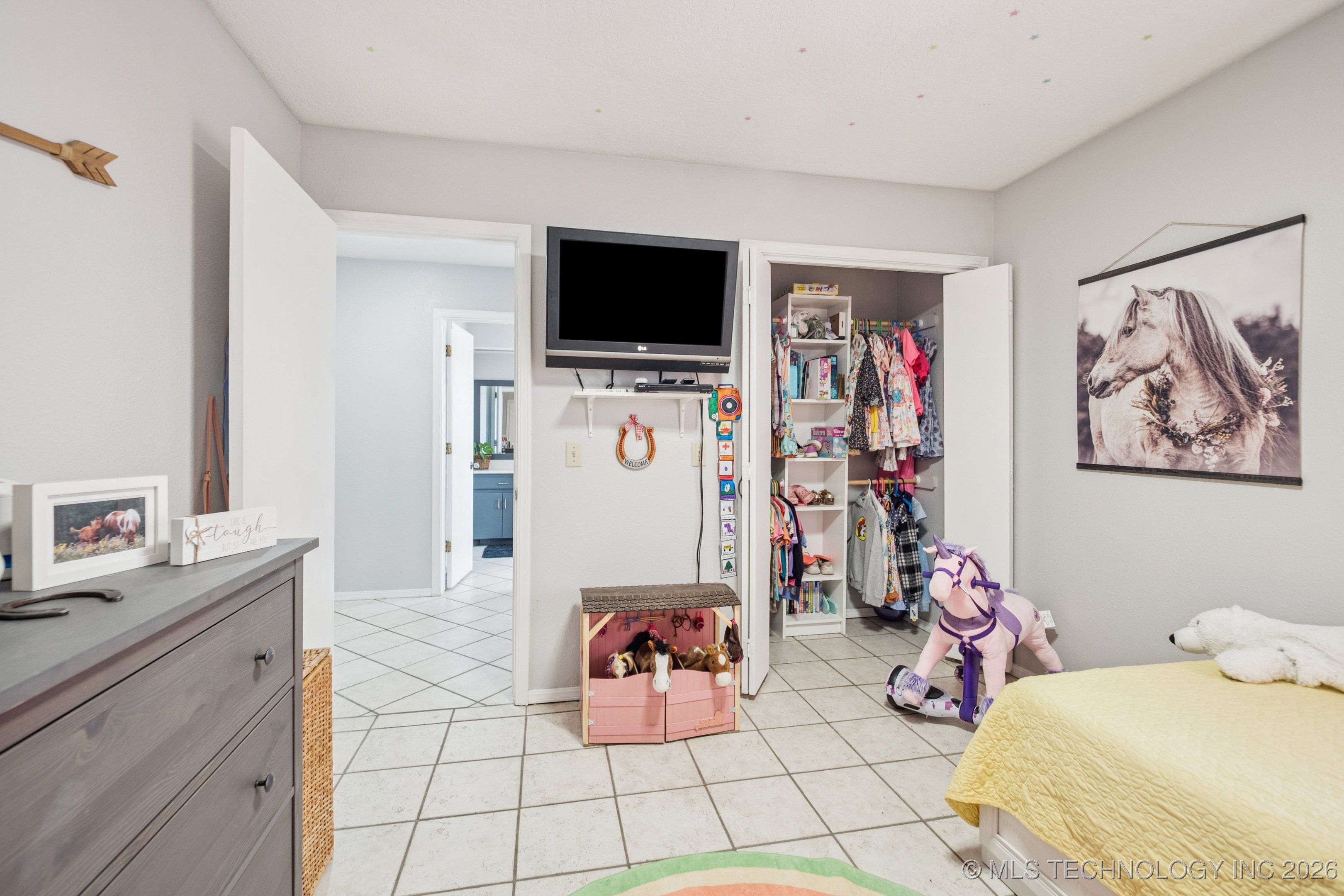 704 S Timberridge Drive Property Photo 20