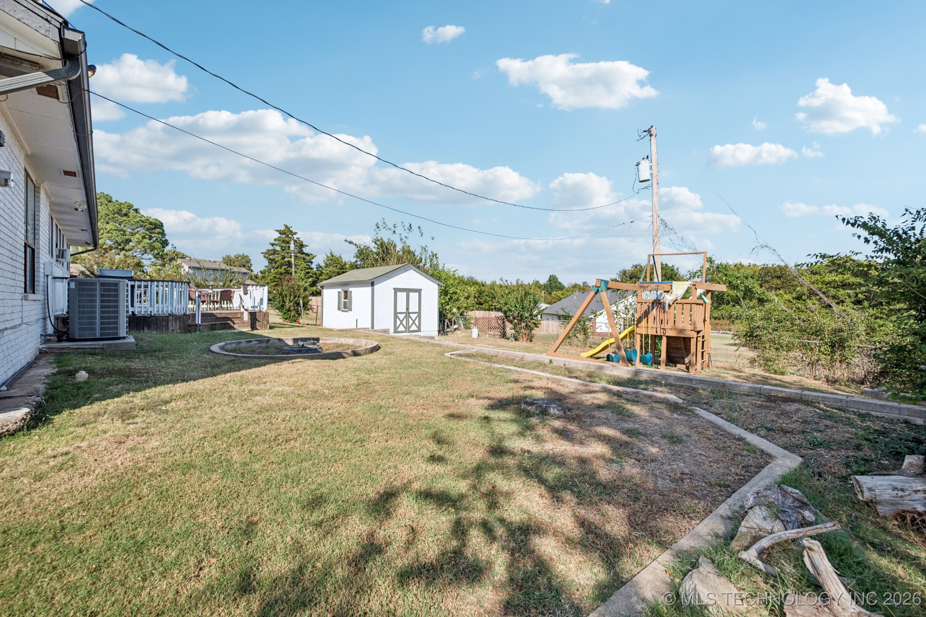 704 S Timberridge Drive Property Photo 30