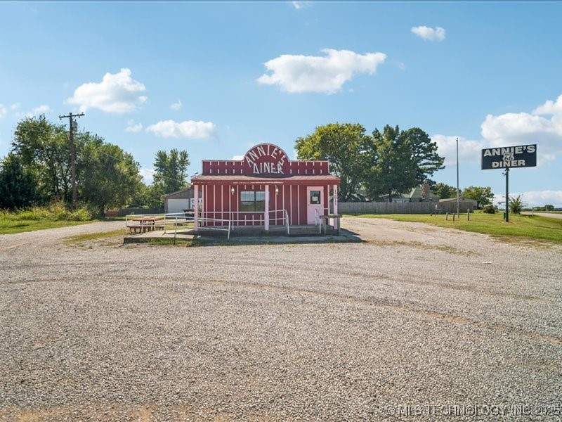 12015 S Poplar Street Property Photo 1