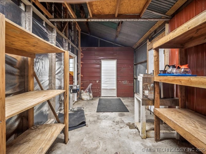 12015 S Poplar Street Property Photo 25