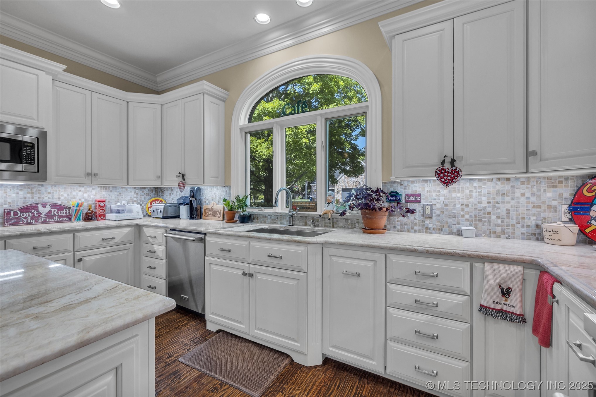 11503 S Granite Avenue Property Photo 13