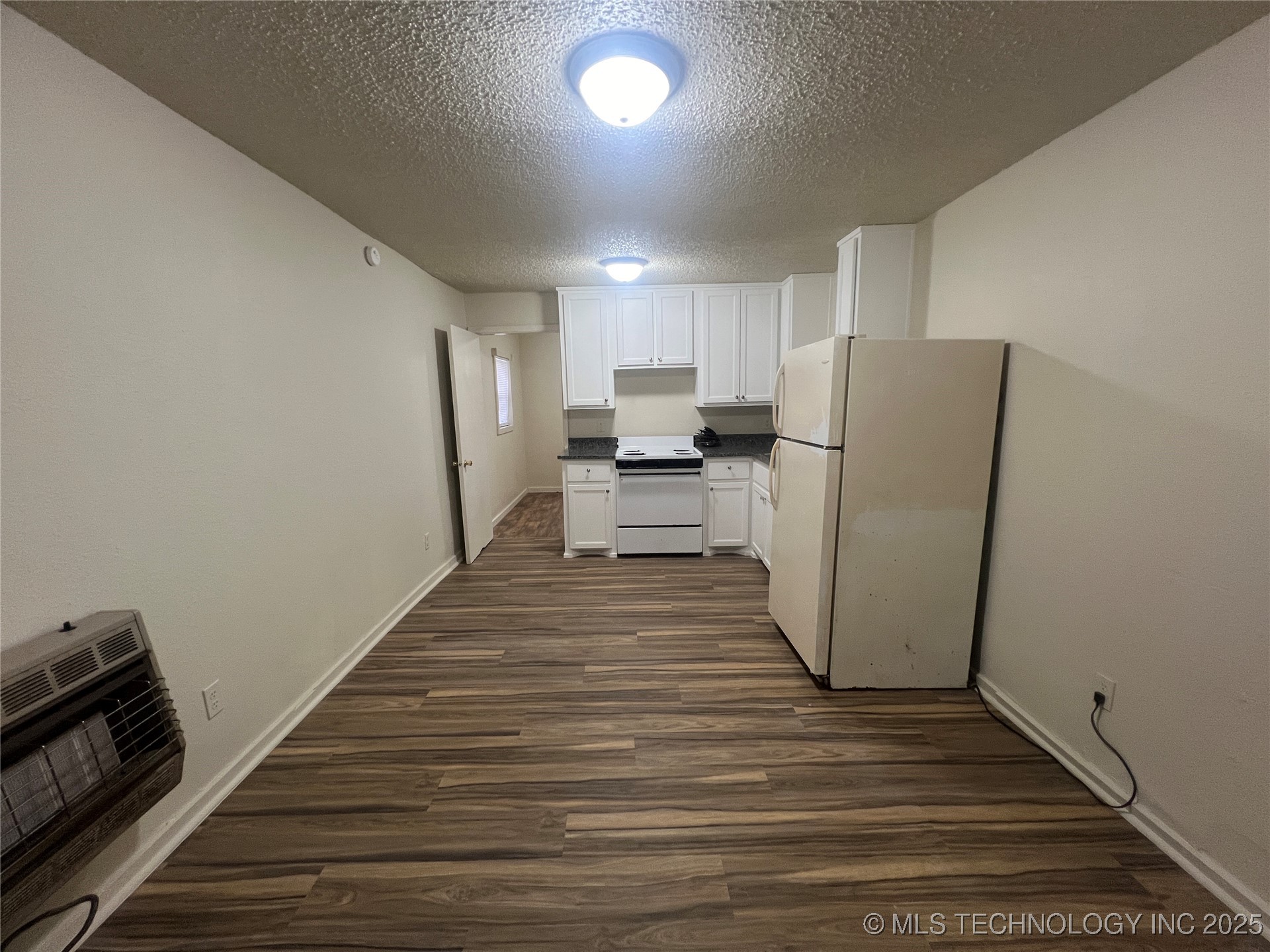 1108 N Jones Avenue Property Photo 7