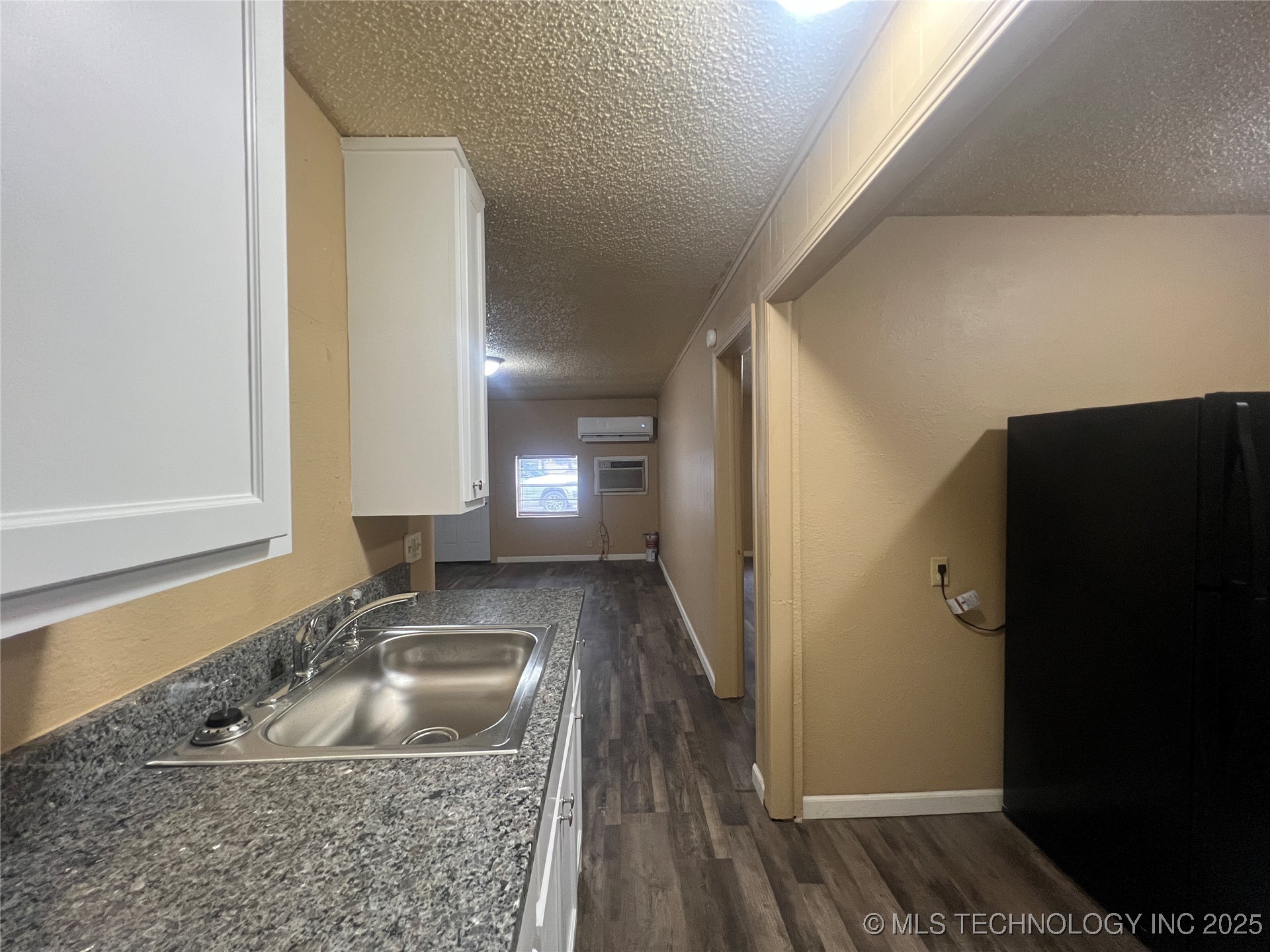 1108 N Jones Avenue Property Photo 33