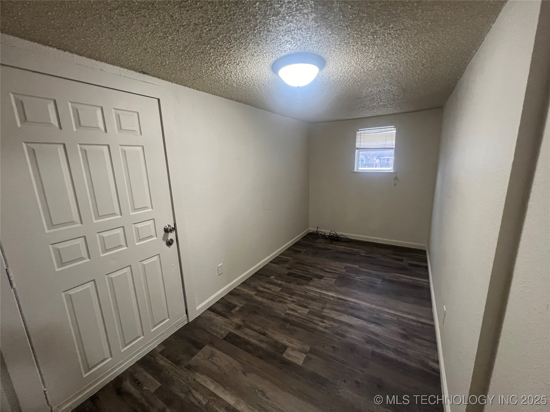 1108 N Jones Avenue Property Photo 36